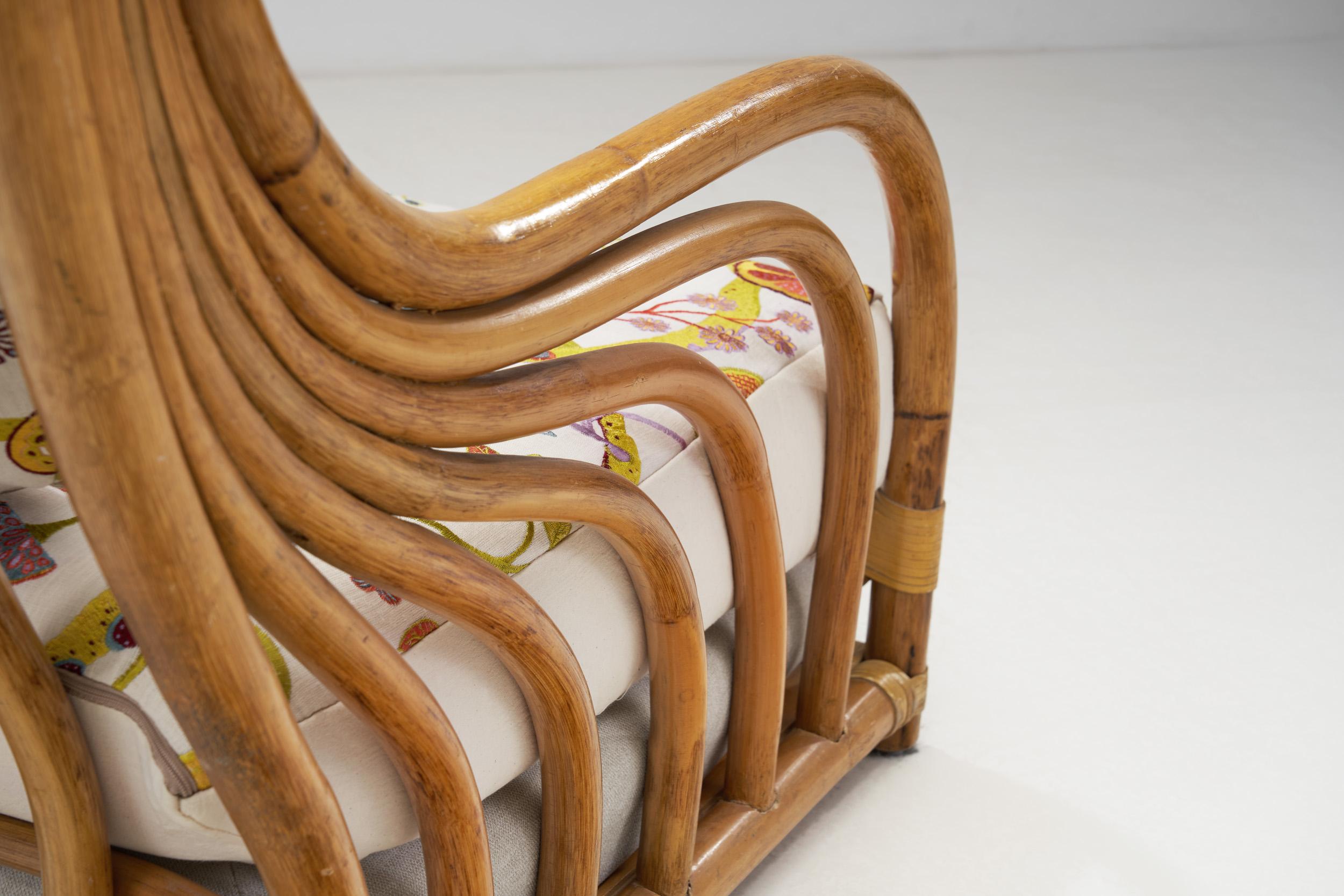 Italian Bamboo Lounge Chairs with Upholstered Cushions, Italy, 1970s 10