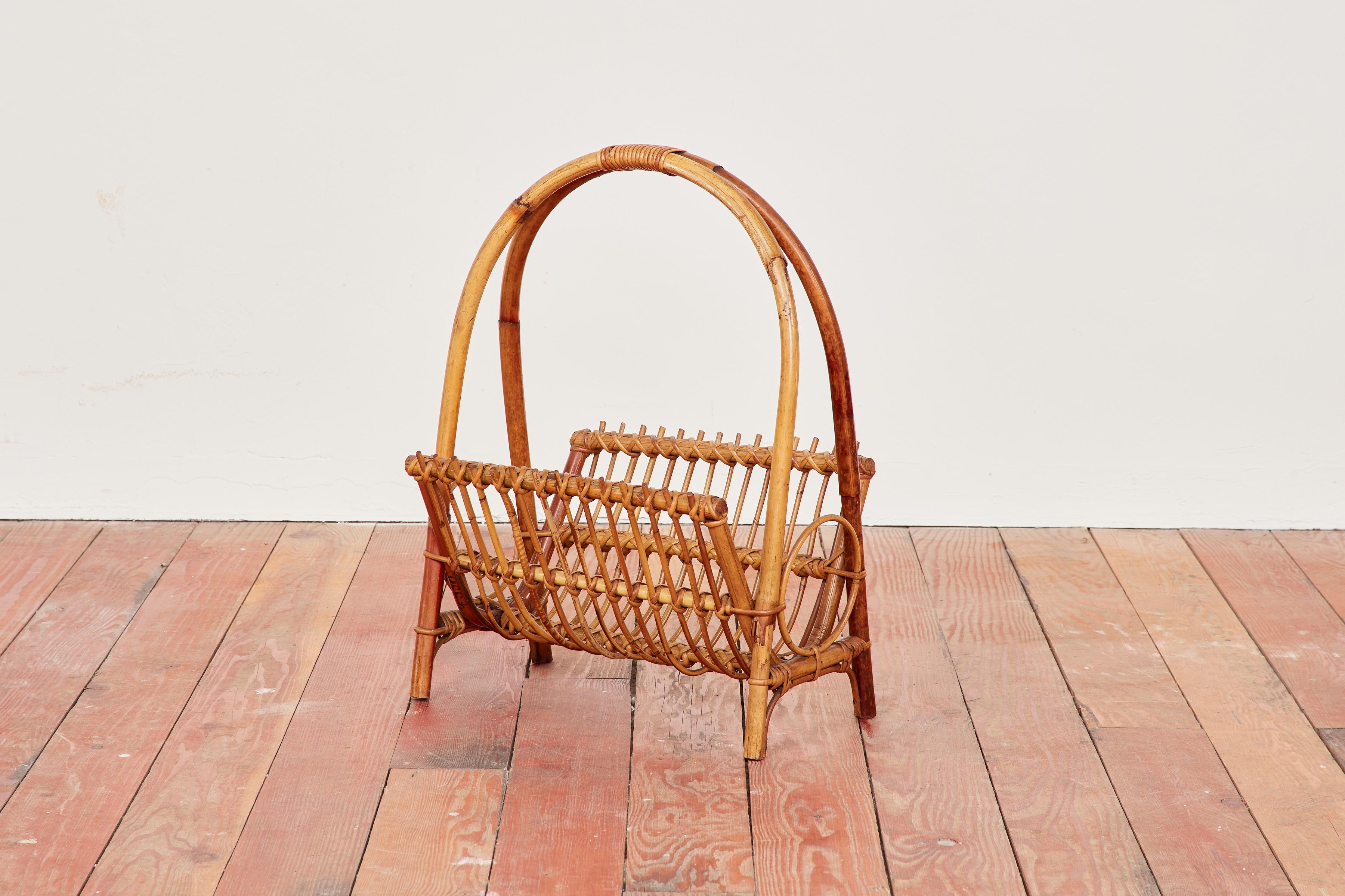 Sculptural bamboo magazine rack - Italy, 1950s
Great shape - nice large size and extremely well made.