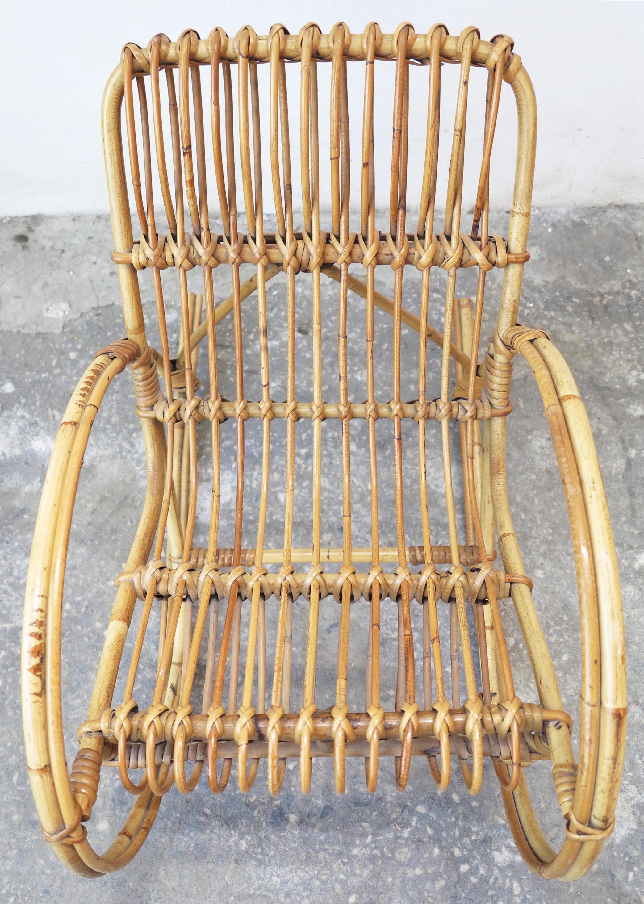 Italian Bamboo or Rattan Rocking Child's Chair, Midcentury Style, Bonacina Style For Sale 2
