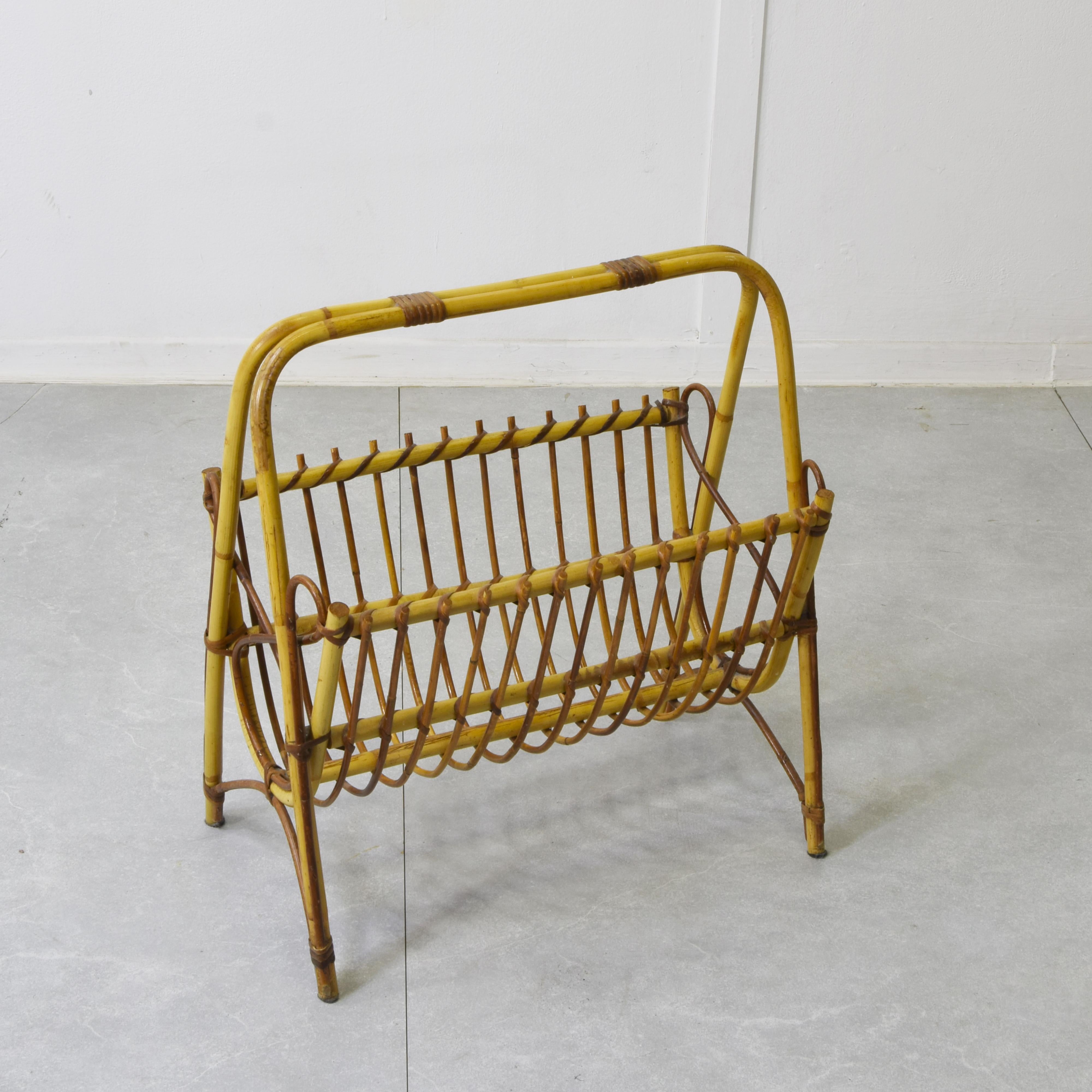 Portariviste italiano di metà secolo in bambù e rattan, anni '60