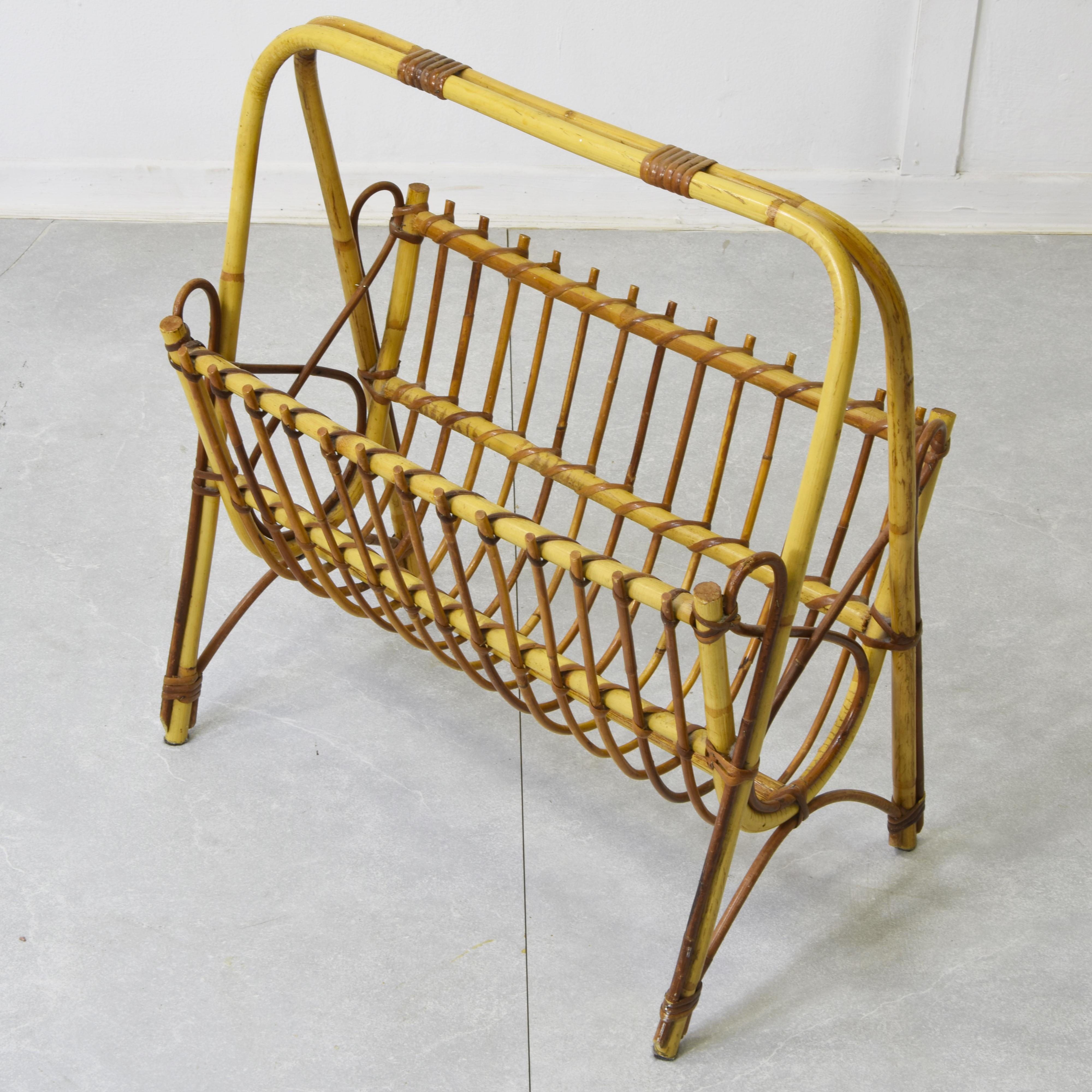 Portariviste italiano in bambù e rattan 1960 in vendita 1