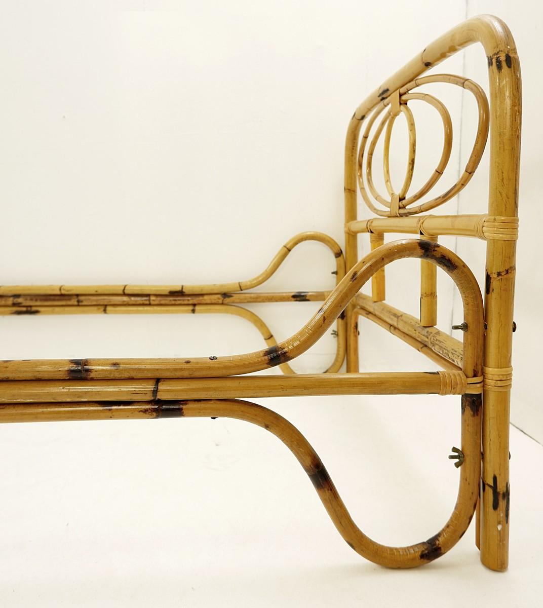 Canapé-lit en bambou italien moderne du milieu du siècle, années 1960 Bon état - En vente à Brussels, BE