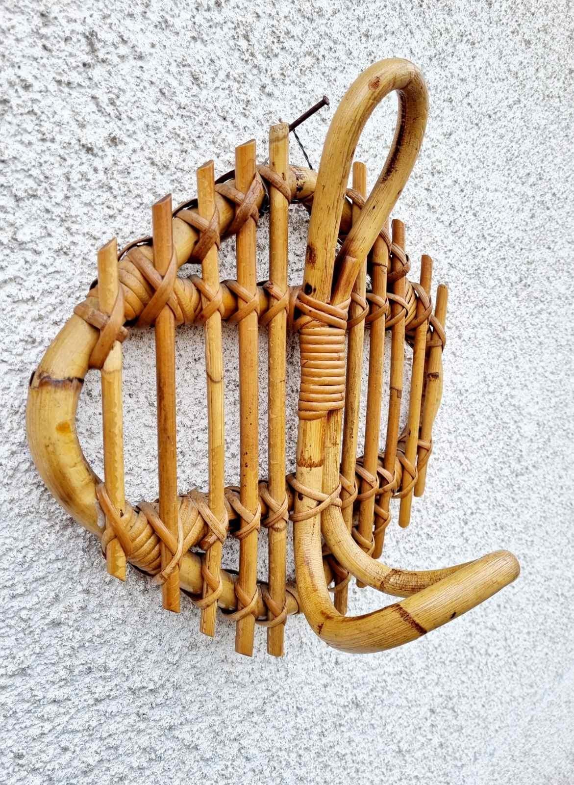 Appendiabiti da parete in bambù italiano disegnato da Franco Albini, Italia anni '60, Set di 3 4