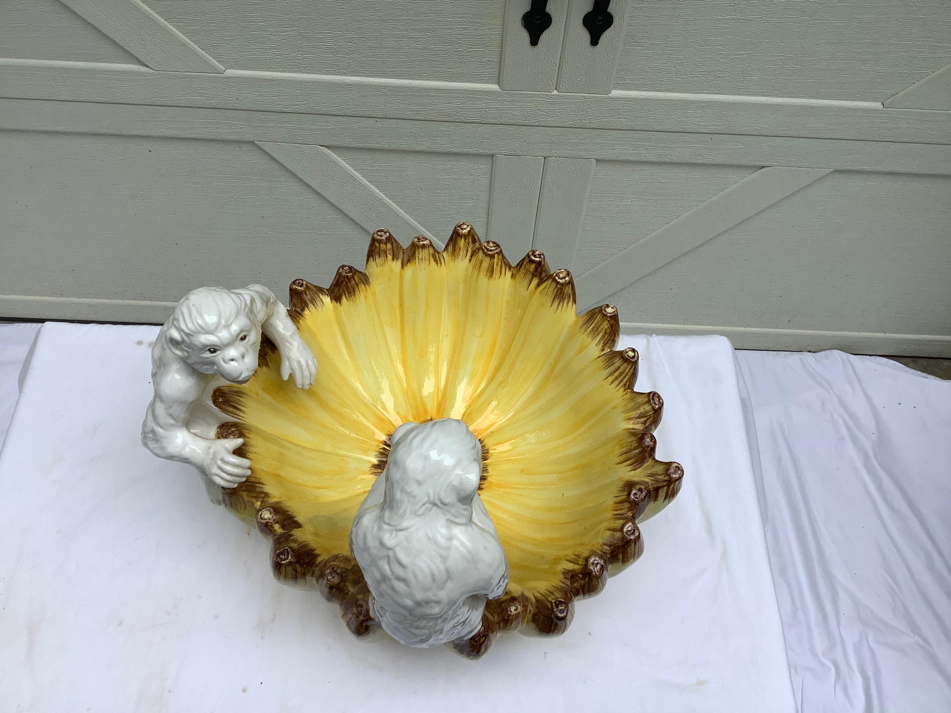 Italian Banana Bowl w/ Monkeys, Chelsea House In Good Condition In Marietta, GA