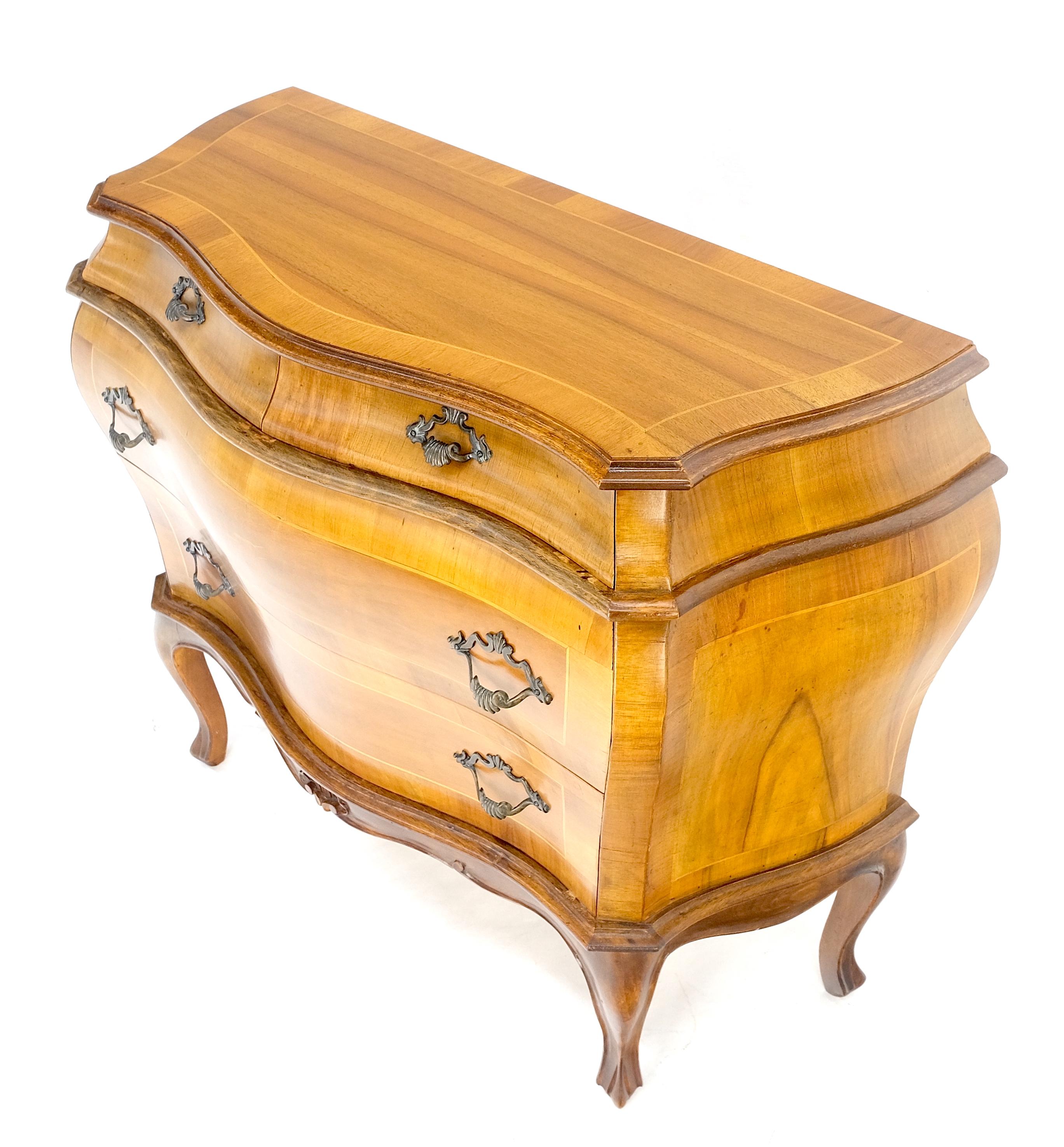 Comò a fascia italiano in legno di radica di Oliver a 4 cassetti in stile Bombay MINT in vendita 5