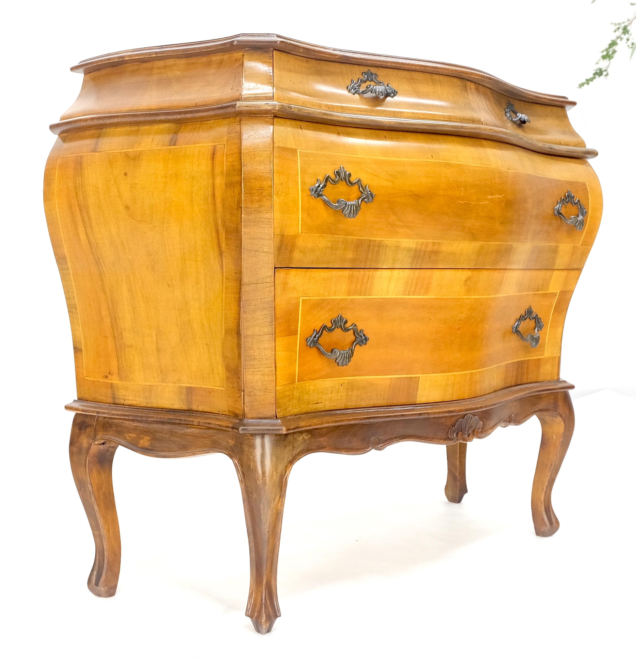 Comò a fascia italiano in legno di radica di Oliver a 4 cassetti in stile Bombay MINT in vendita 8