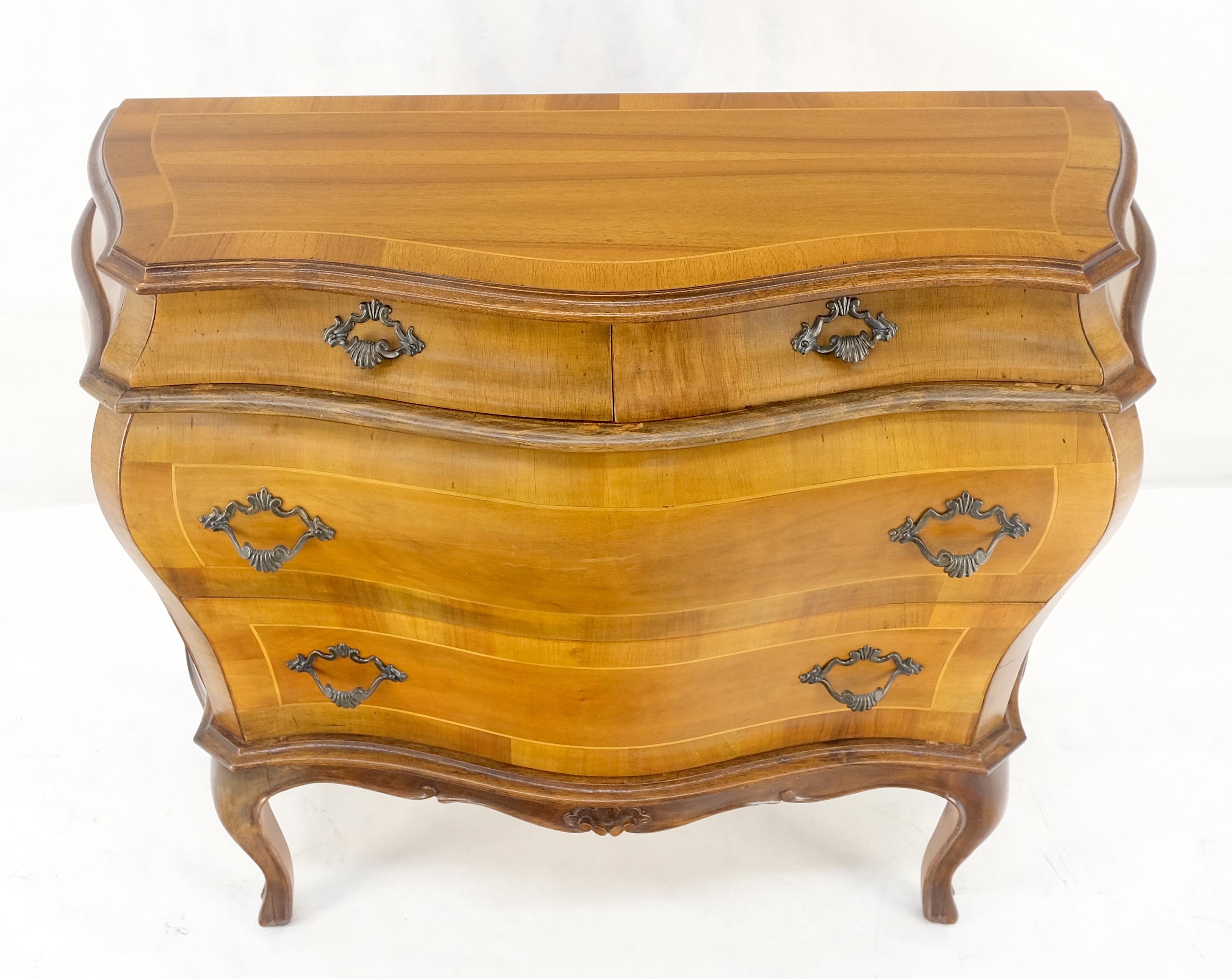 Comò a fascia italiano in legno di radica di Oliver a 4 cassetti in stile Bombay MINT in vendita 9