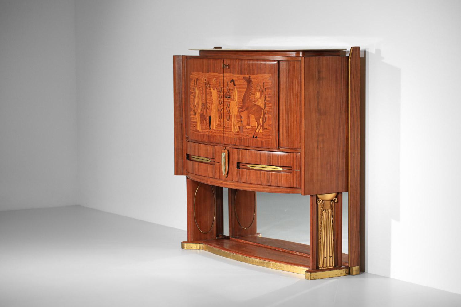 Mid-20th Century Italian bar buffet from the 60s attributed to Gio Ponti Vittorio Dassi  For Sale