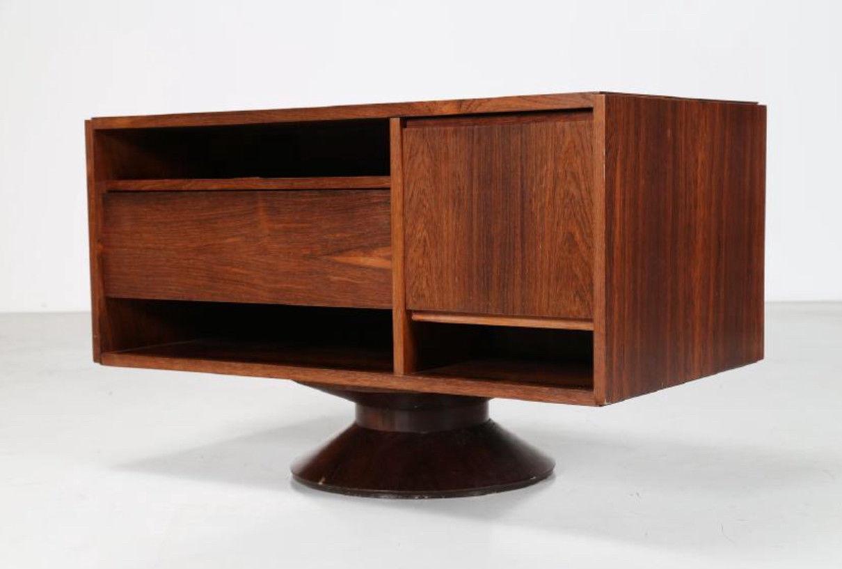 Italian Bar Cabinet by Gianfranco Frattini for Bernini in Walnut, 1950s 4