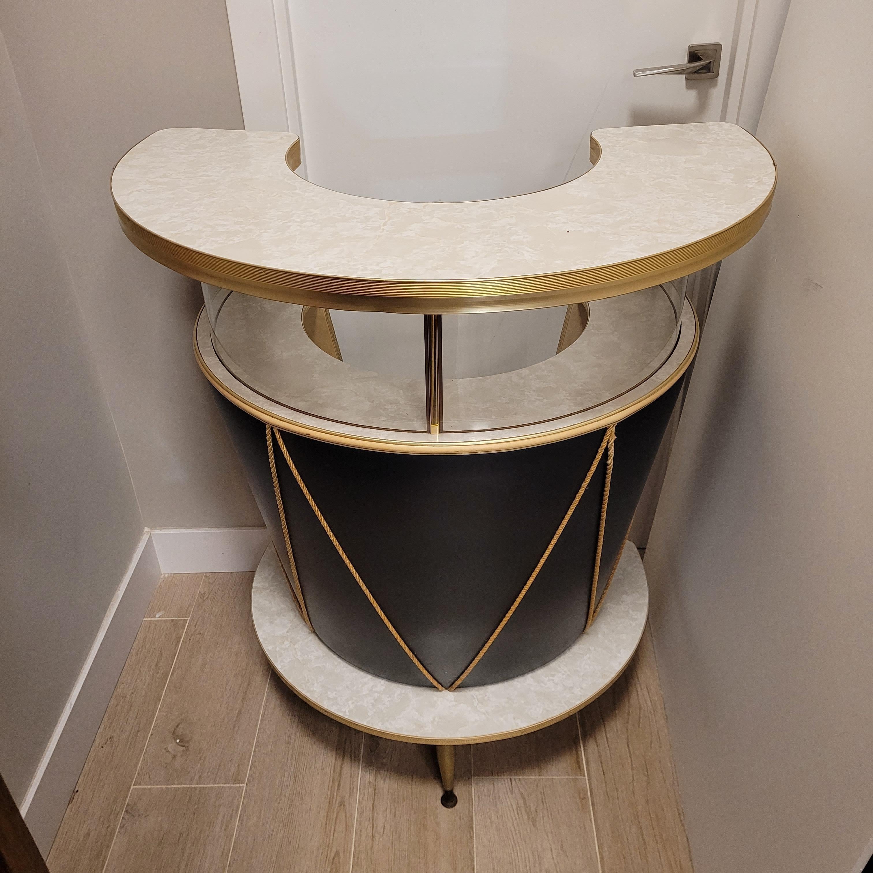 Hand-Crafted Italian bar cabinet Dry Bar “Tambor”, after Umberto Mascagni For Sale