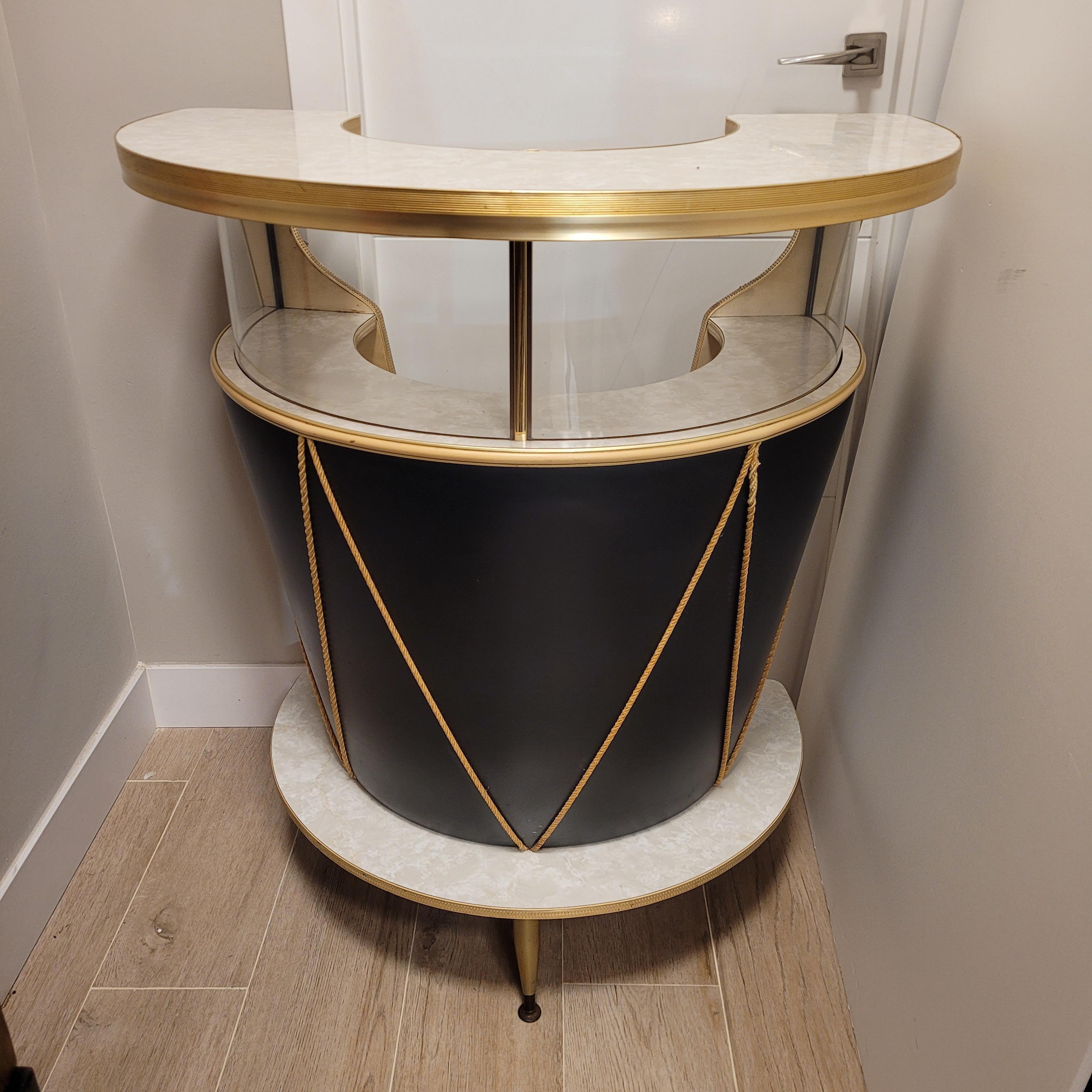 Mid-20th Century Italian bar cabinet Dry Bar “Tambor”, after Umberto Mascagni For Sale