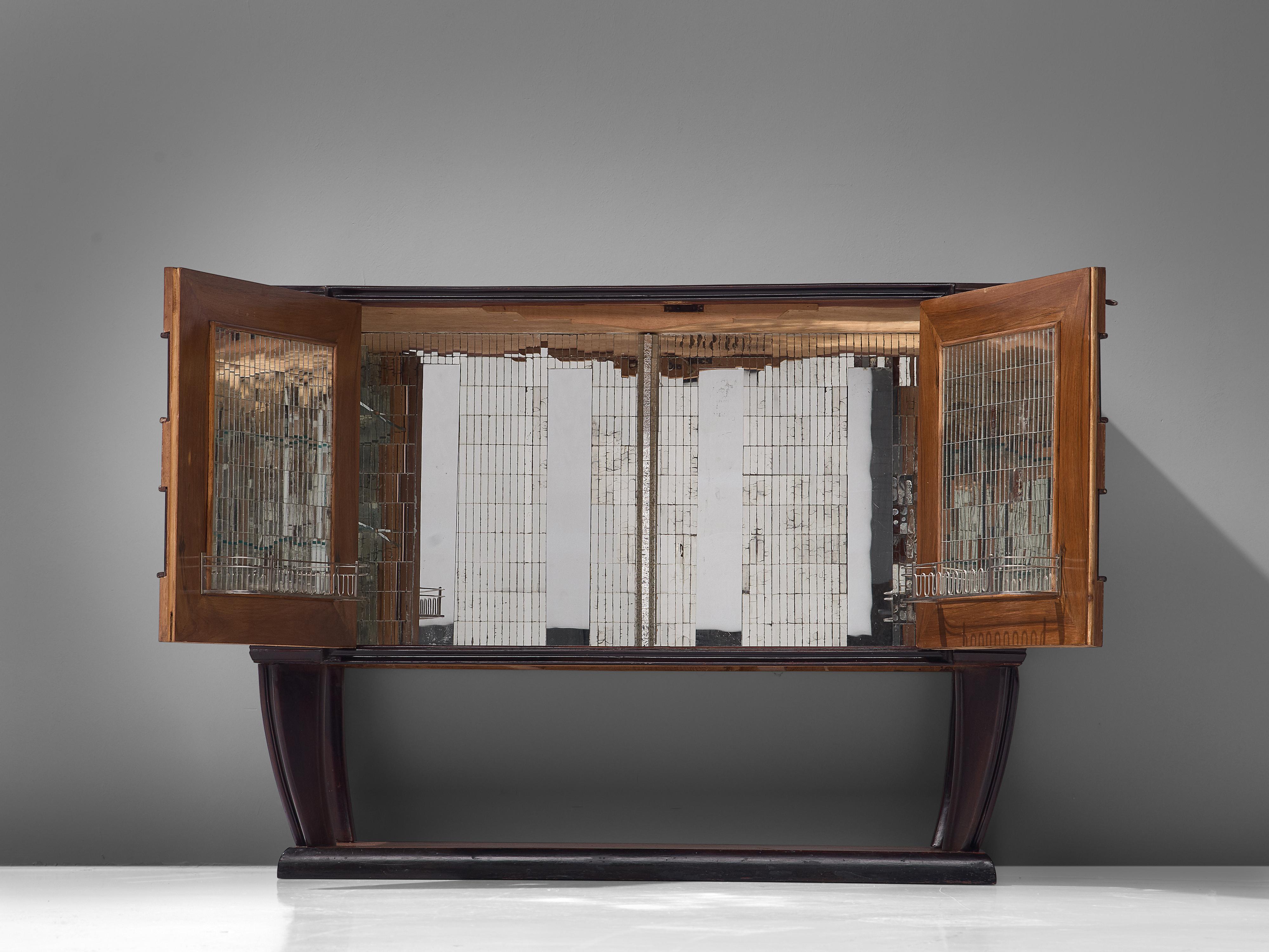 Mid-20th Century Italian Bar Cabinet in Walnut Attributed to Osvaldo Borsani