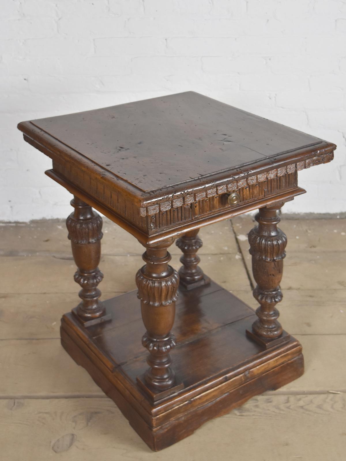 Italian Baroque 17th Century and Later Walnut Small Square Table In Good Condition For Sale In Troy, NY