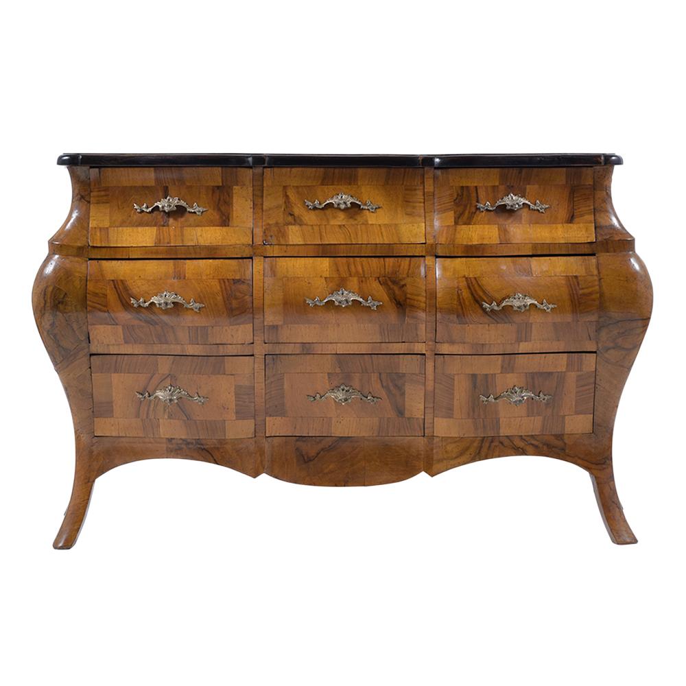 Antique Baroque Burled Commode In Good Condition In Los Angeles, CA
