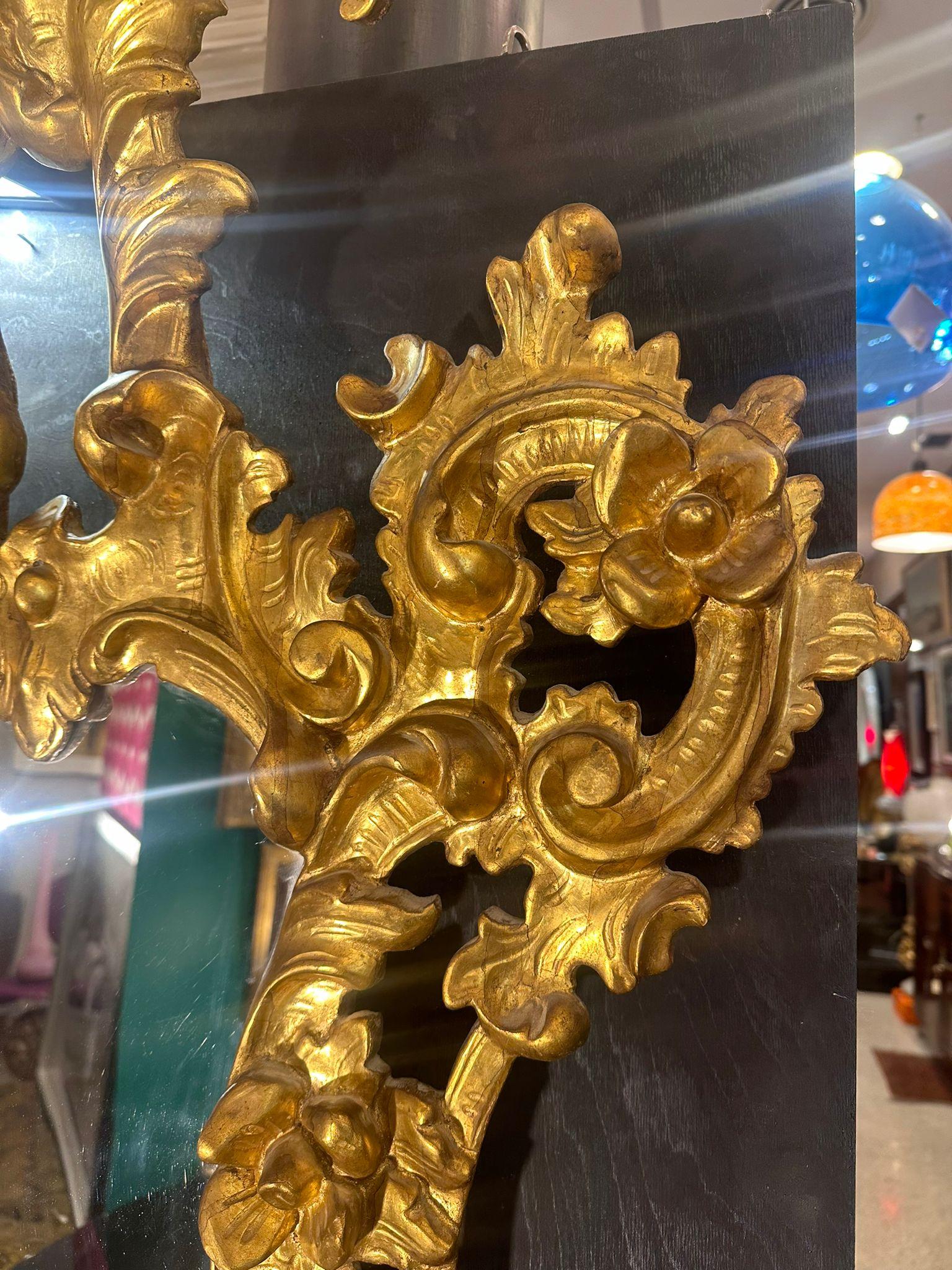 Italian Baroque Carved Gilded-wood Large Mirror or Cornucopia  In Good Condition In Valladolid, ES