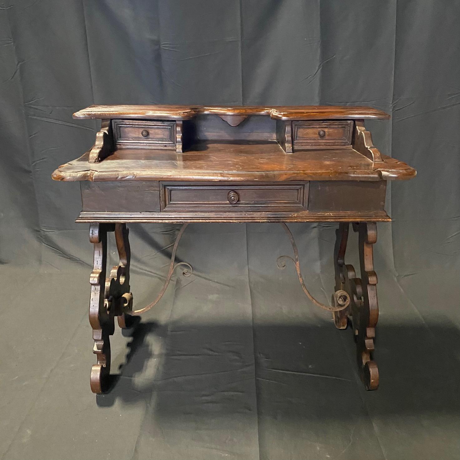 Italian Baroque Carved Walnut Writing Desk with Lyre Base For Sale 8