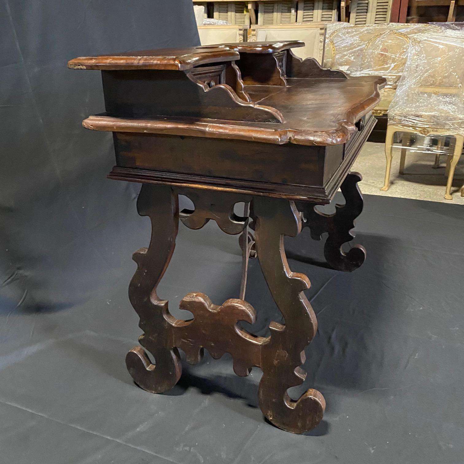 Italian Baroque Carved Walnut Writing Desk with Lyre Base For Sale 4