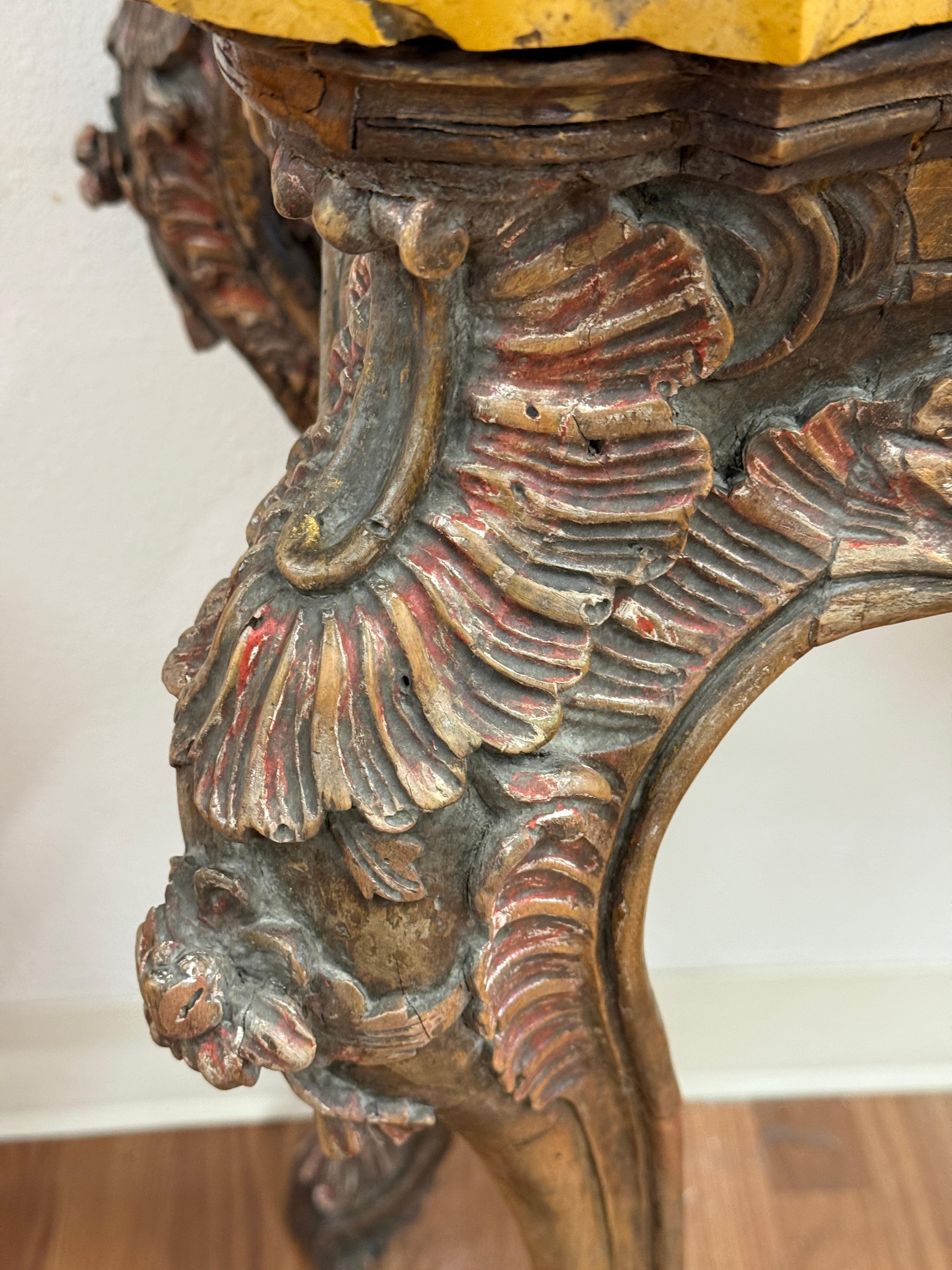 italien Console Baroque Italienne en Wood Wood Wood Wood Wood Wood Wood Wood Wood Wood Wood Wood Wood Wood Wood Wood Wood Wood Wood Wood Wood Wood Wood Wood Wood Wood Wood Wood Wood Wood Wood Wood Wood Wood Wood Siena Marble Top Encrusted Nautilus Fossils en vente
