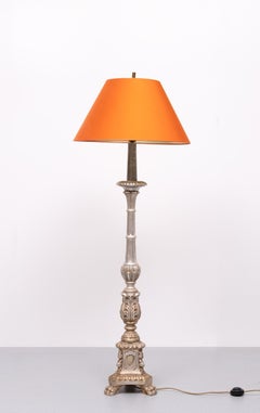 Italian Baroque carved Wooden floor lamp 1970s