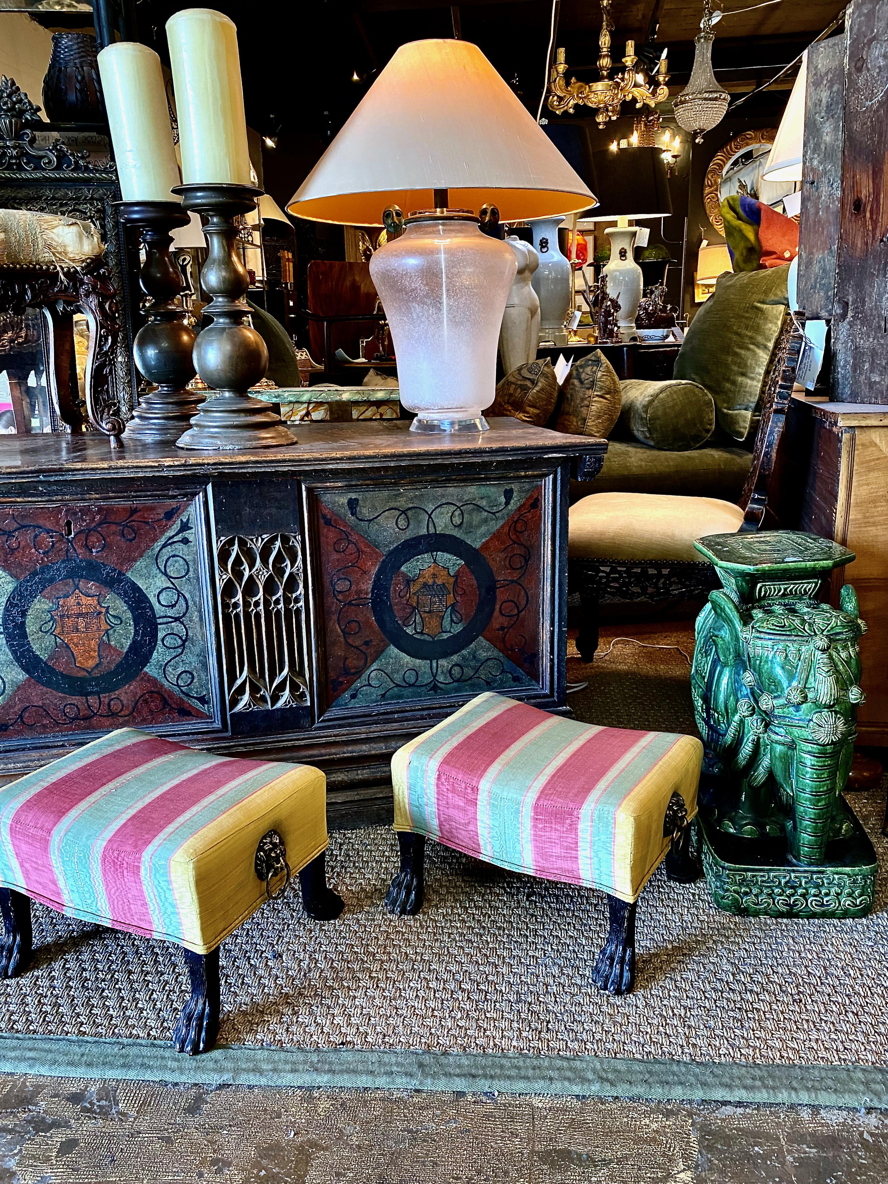 Noyer Cassone baroque italien en vente
