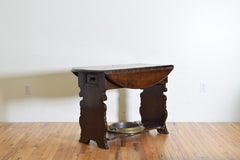 Italian Baroque Dropleaf Bracciere Table in Poplar, late 17th-early 18th Century