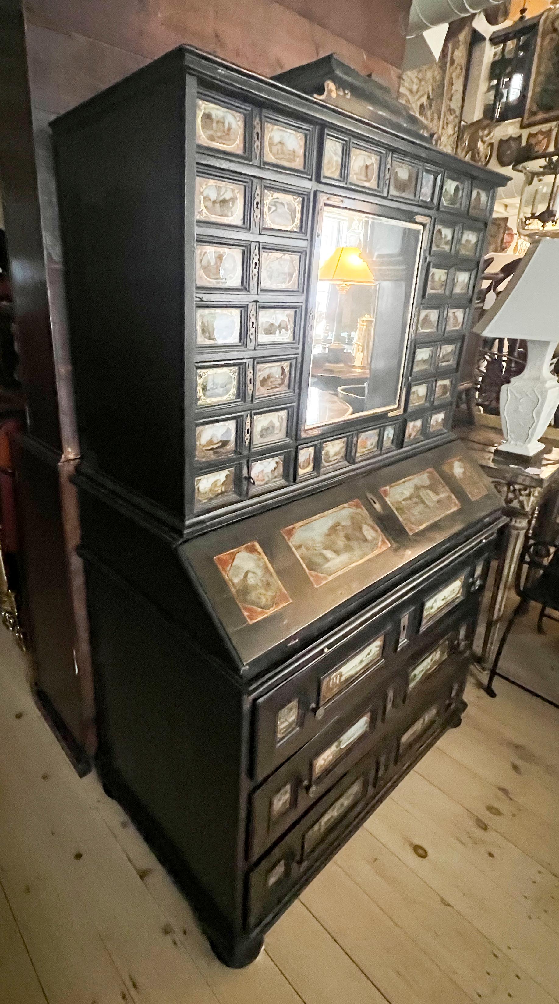 Italian Baroque Ebonized and Eglomise Bureau Cabinet For Sale 9