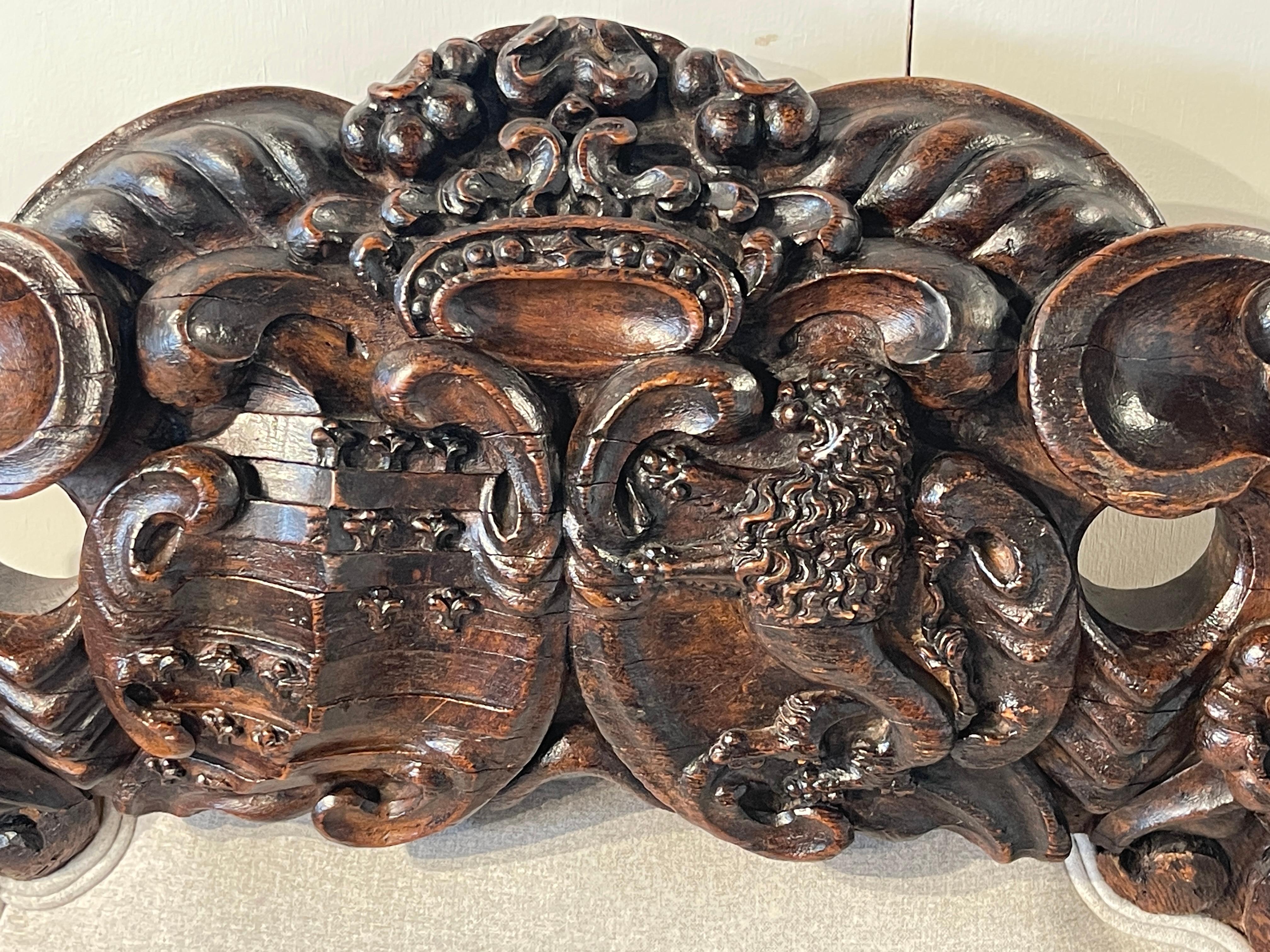 Italienische Barock-Figural-Bank/-Sofa im Angebot 1
