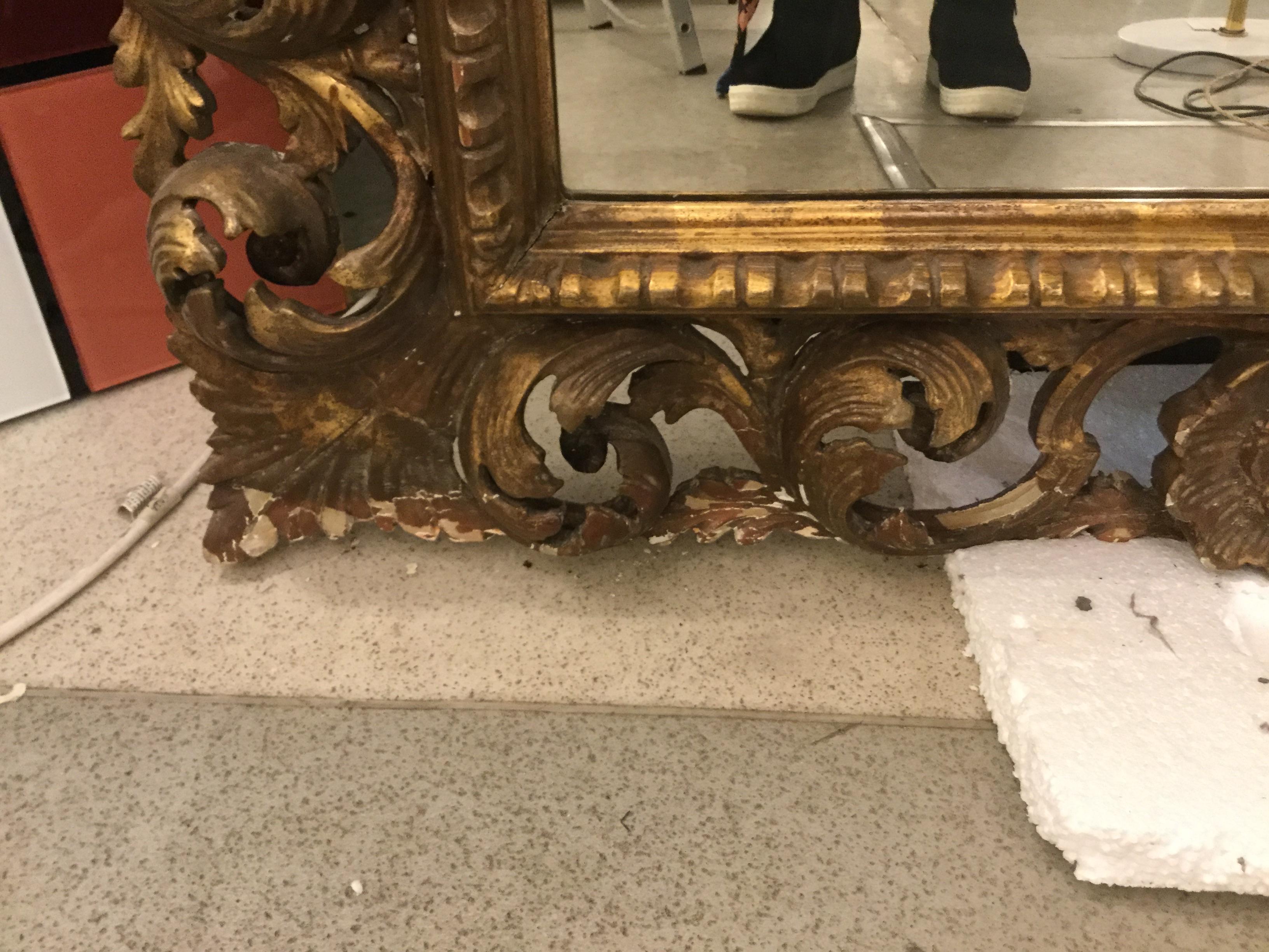 Italian Baroque Full Length Carved and Gilded Mirror, circa 1940 In Good Condition In London, GB