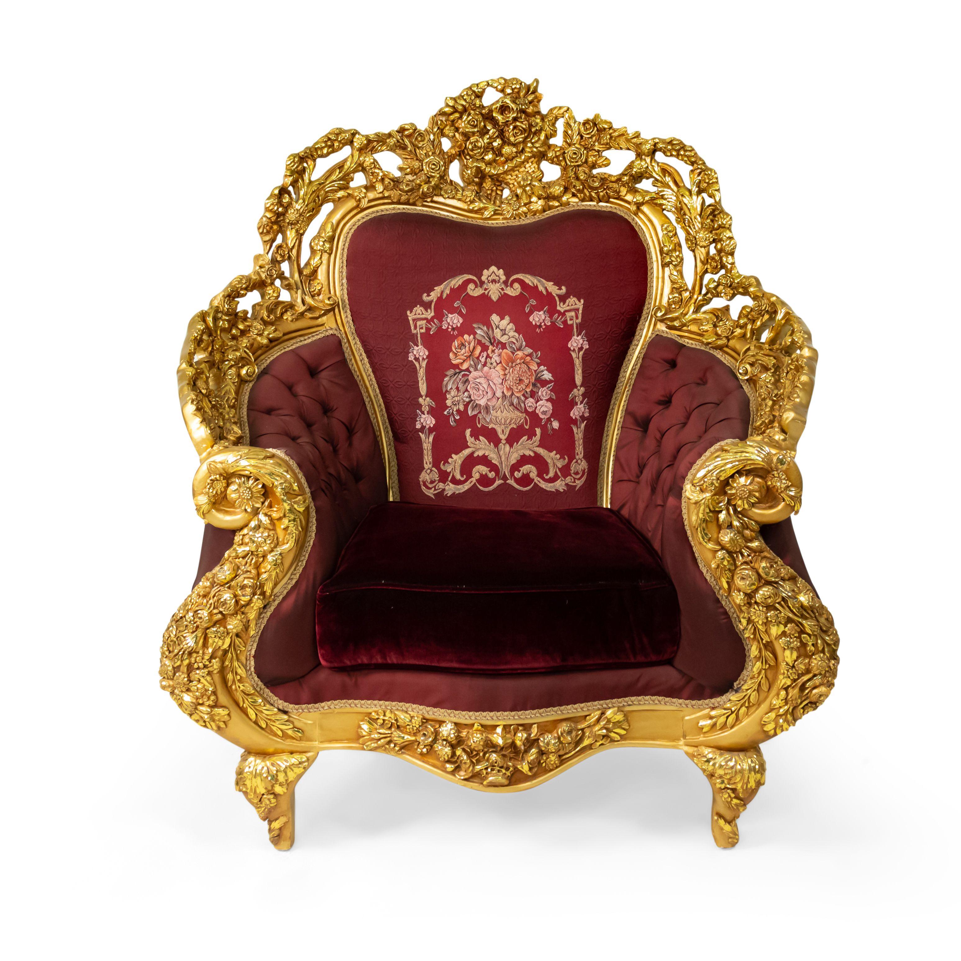 Italian Baroque Giltwood Armchairs In Good Condition For Sale In New York, NY