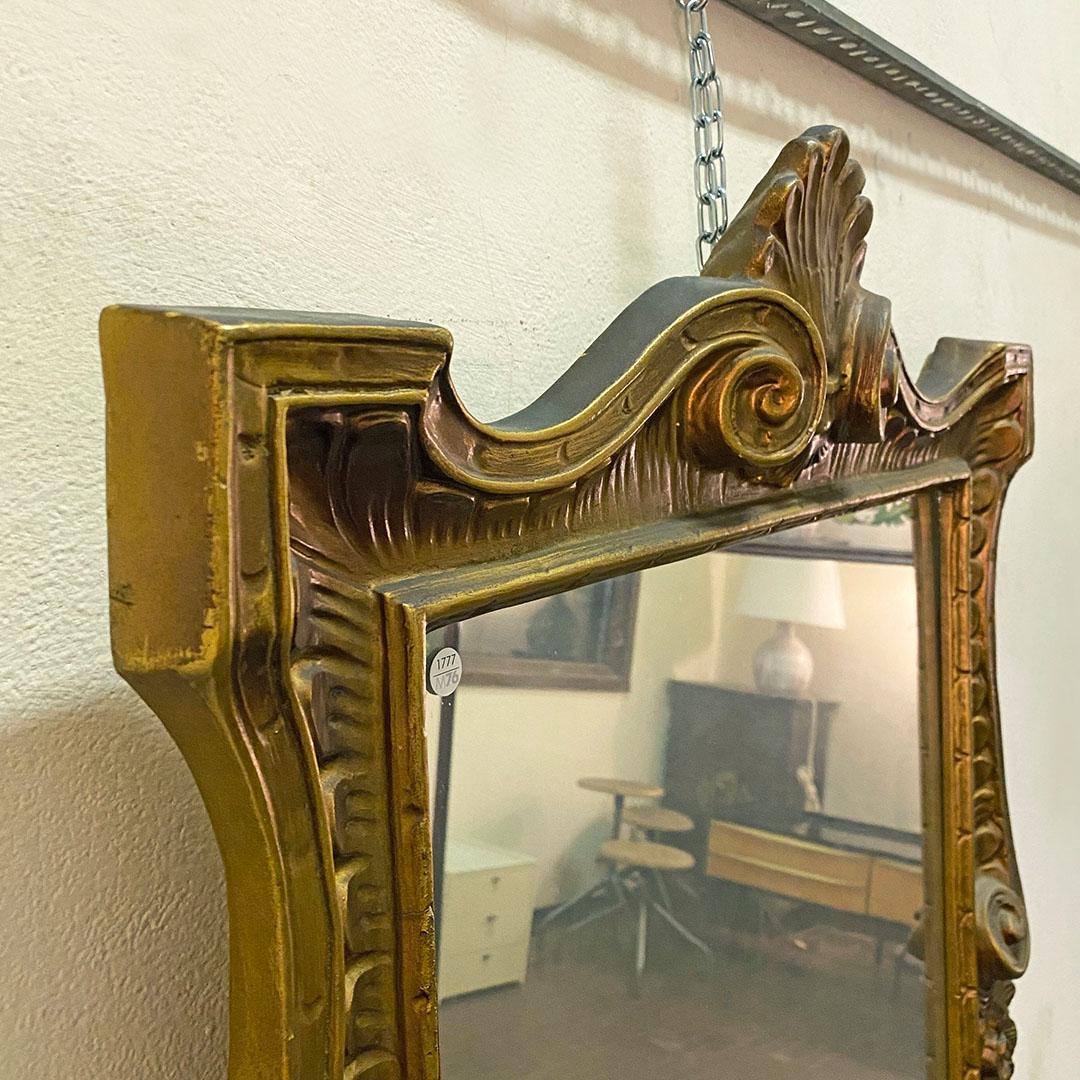 Italian Baroque Golden Frame Mirror, 1950s For Sale 6