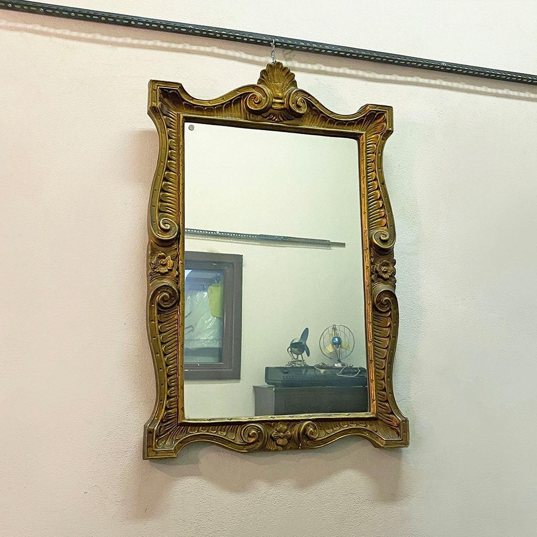 Italienischer Barock-Spiegel mit goldenem Rahmen, 1950er Jahre im Zustand „Gut“ im Angebot in MIlano, IT