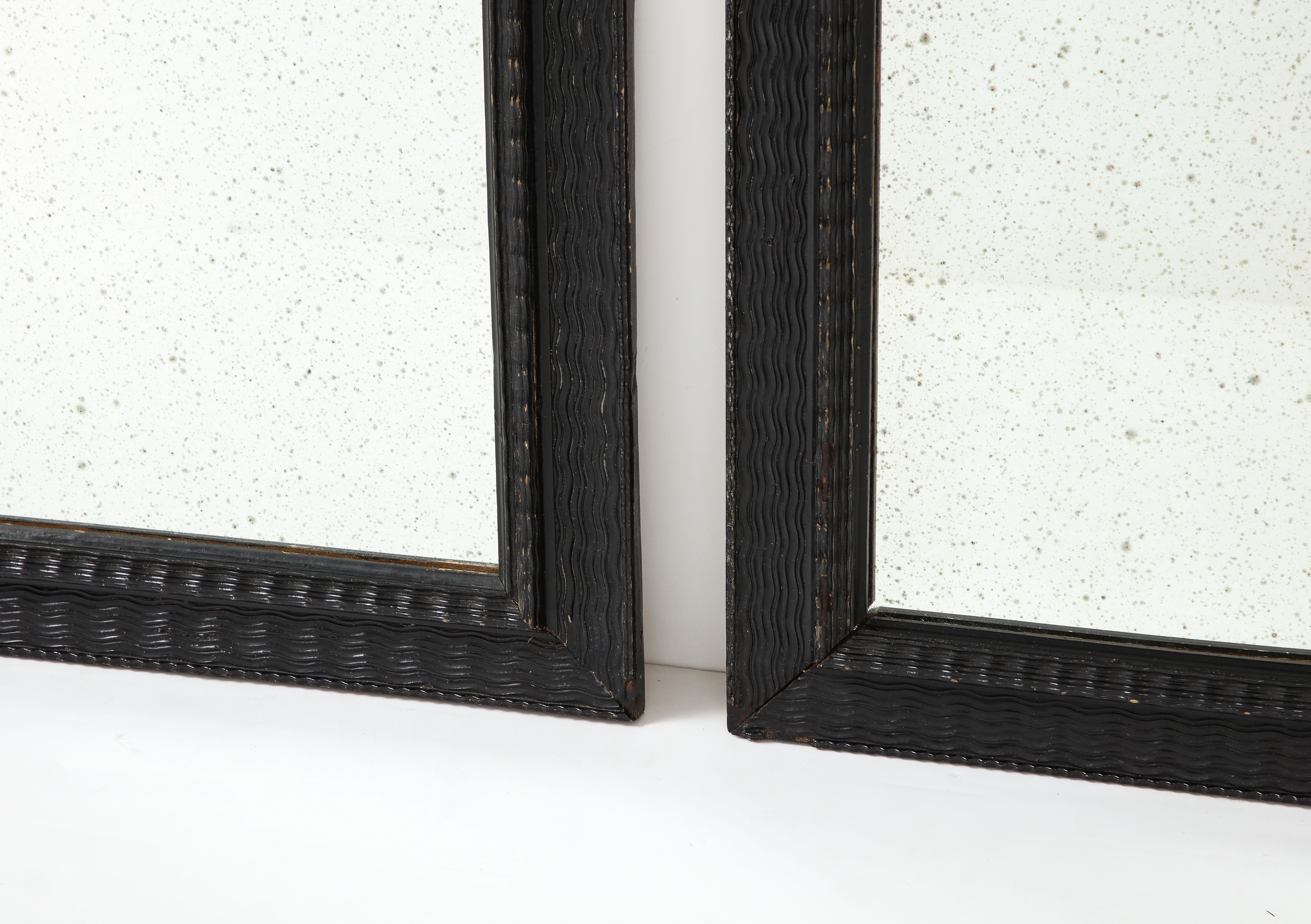 Italian Baroque Manner Ebonized and Ripple Carved Mirror Frame, circa 1900 For Sale 2