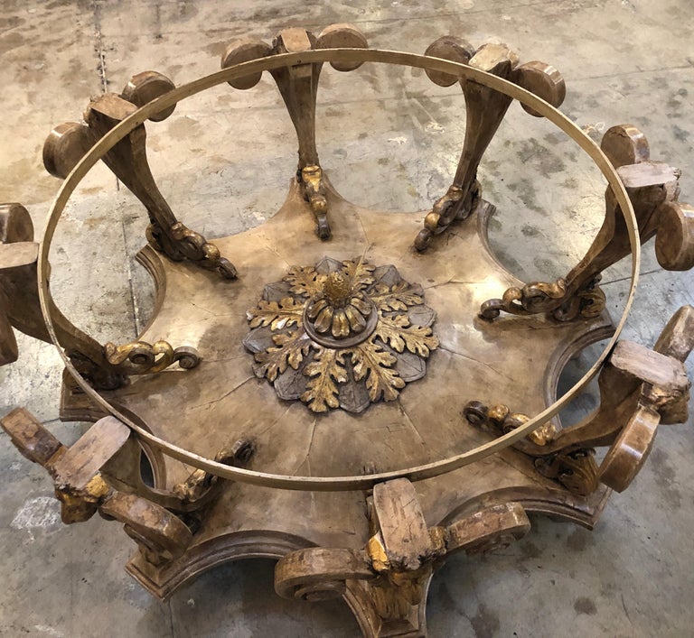 Italian Baroque Painted Carved Wood Round Table, circa 1700 with Glass Top In Fair Condition For Sale In Los Angeles, CA