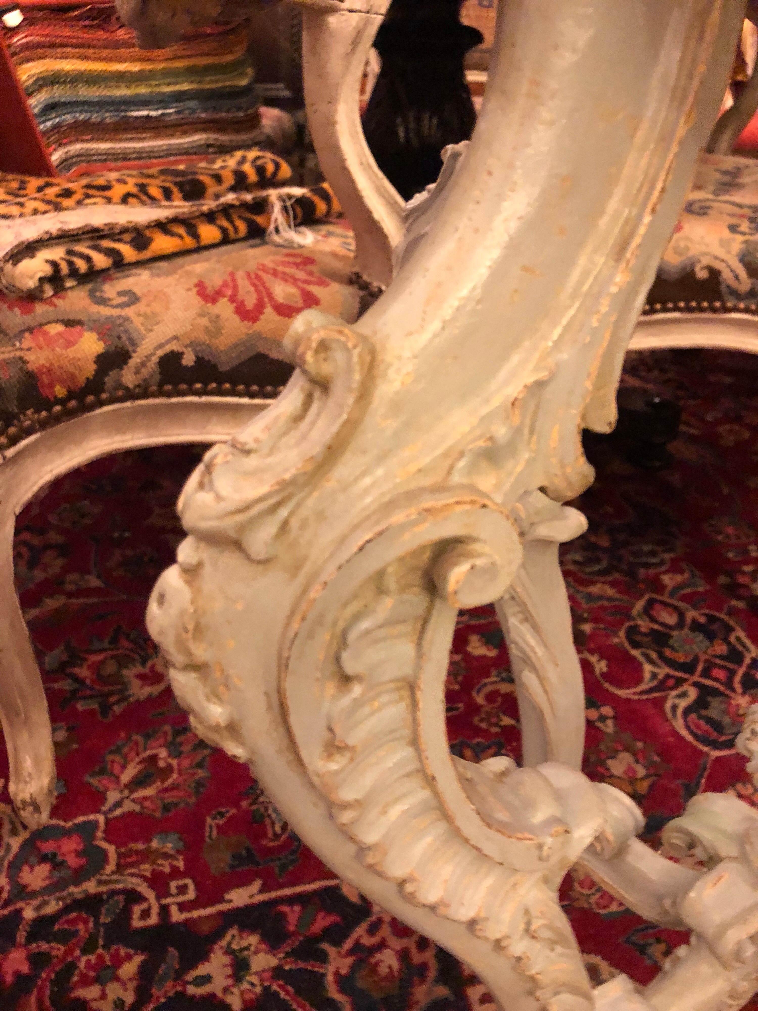 Italian Baroque Painted Piedmontese Table In Excellent Condition In Natchez, MS