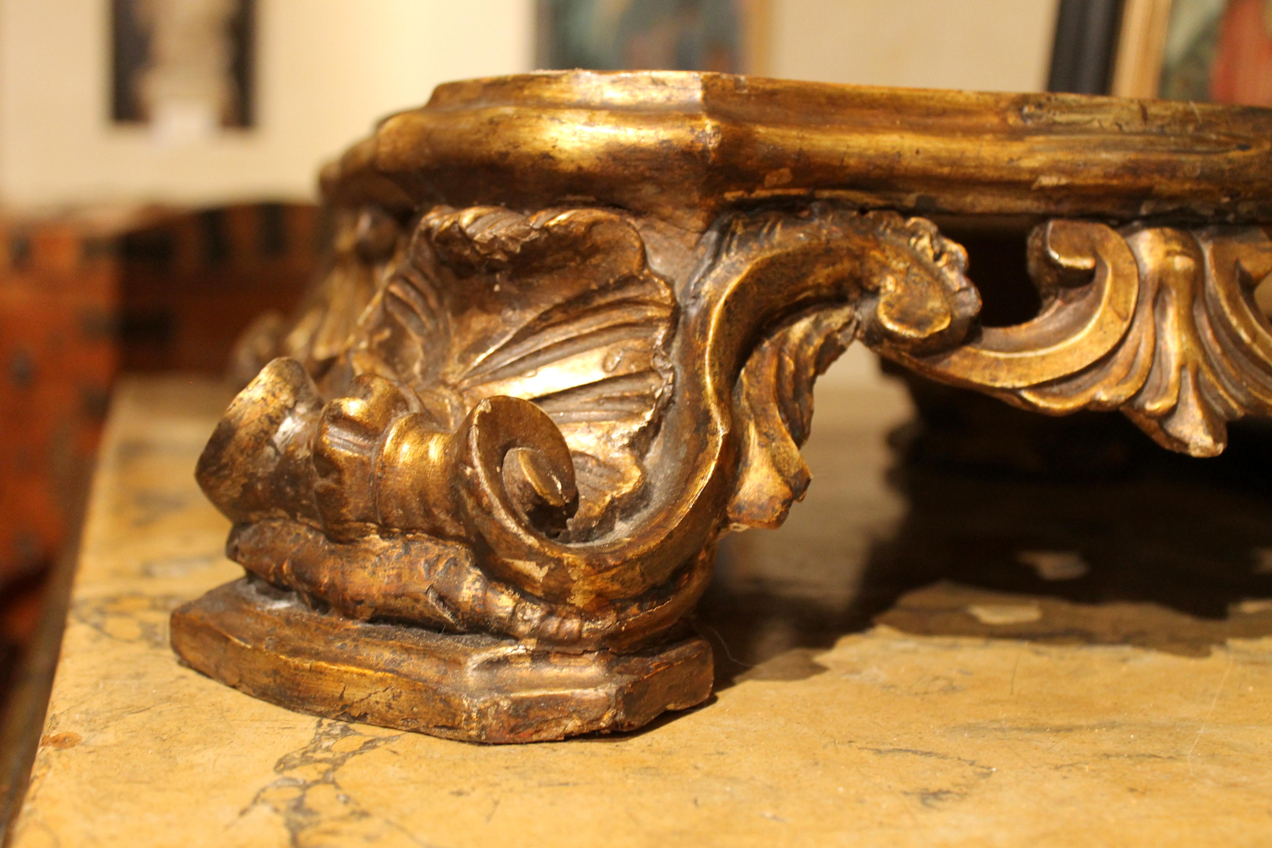 Italian Baroque Period Hand Carved, Gilded and Lacquered Wooden Base or Stand 1