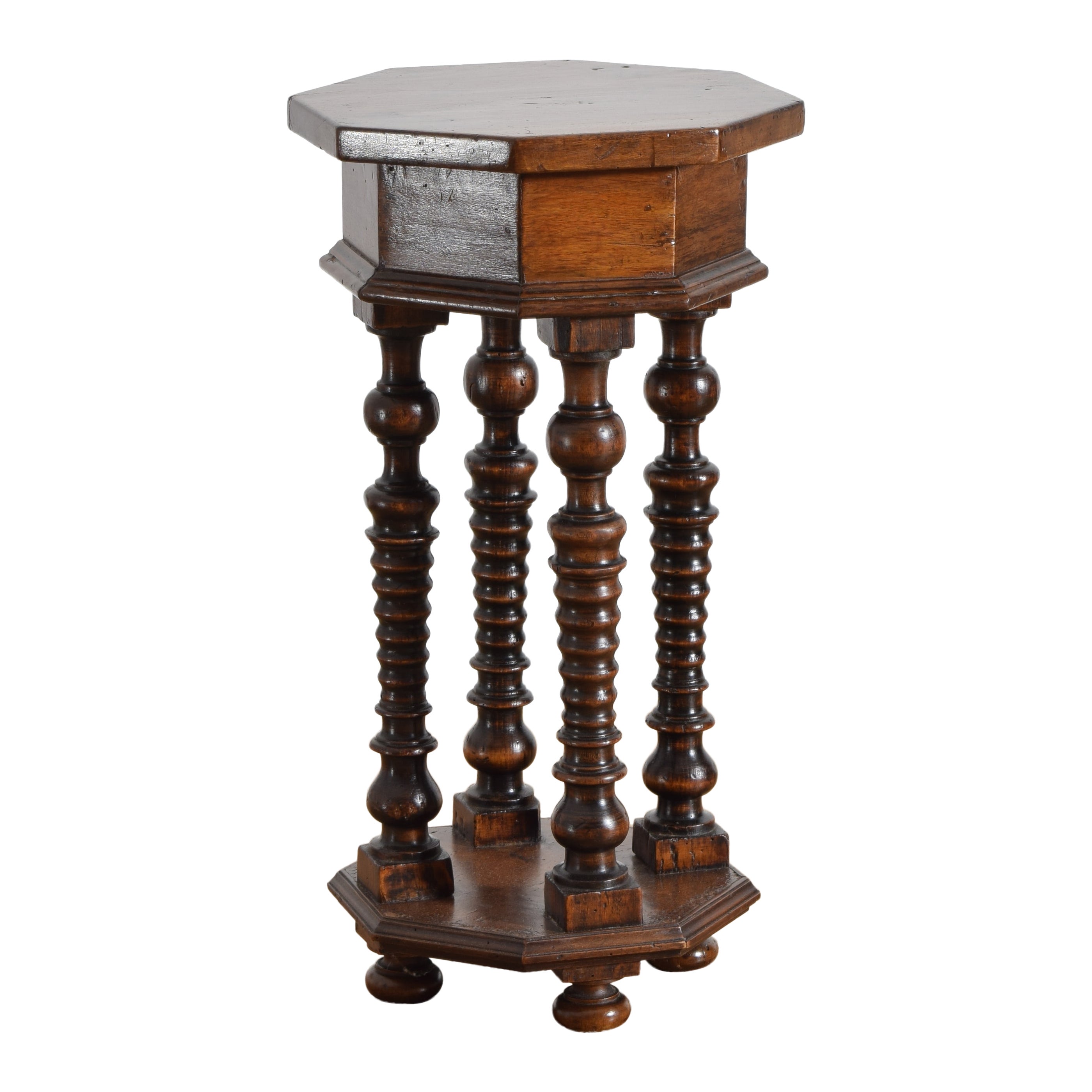 Italian Baroque Revival Walnut Octagonal Side Table, 2nd half 19th century
