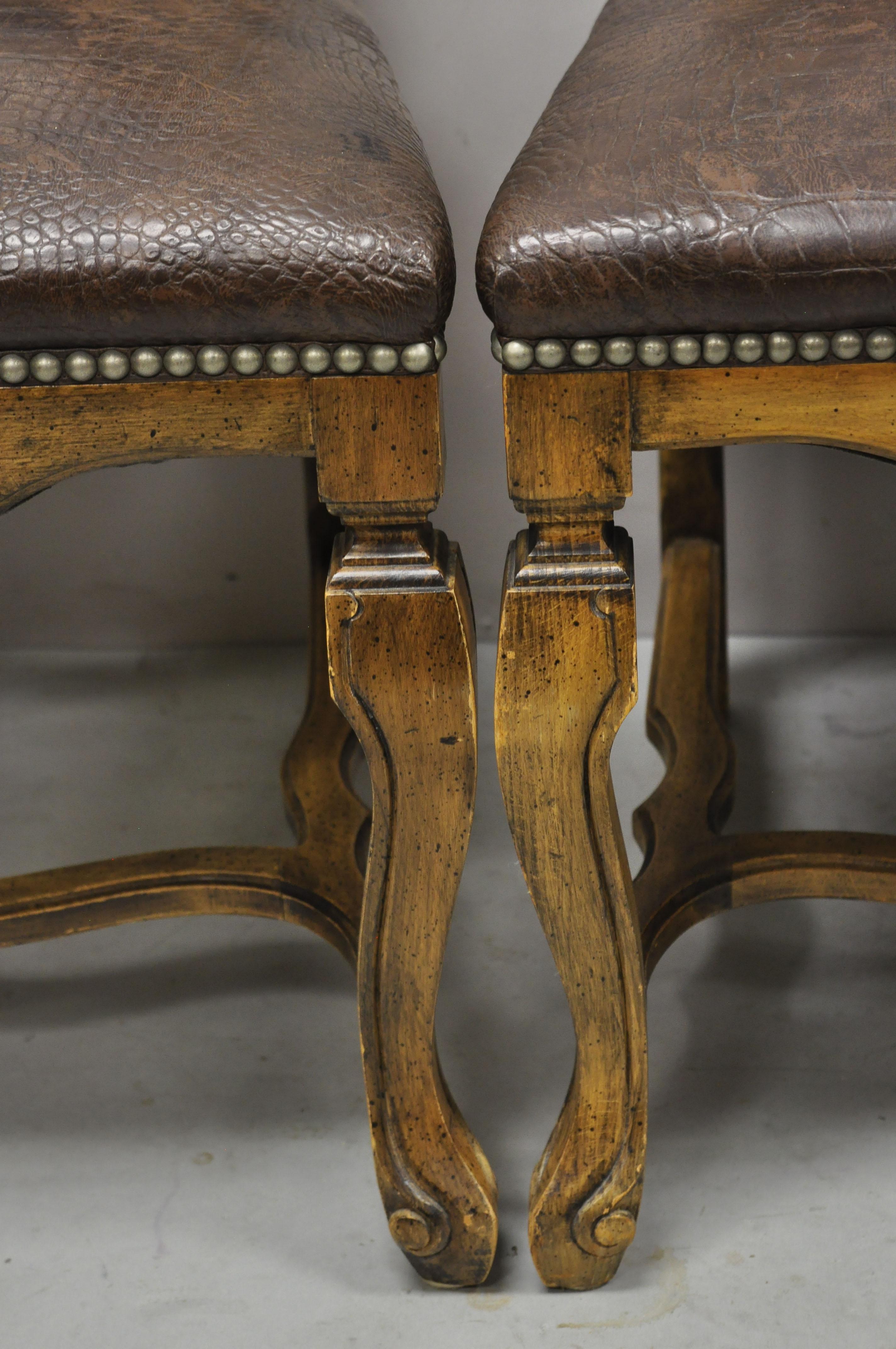 Chaises de salle à manger baroques italiennes rococo en bois sculpté à imprimé reptile marron, lot de 4 en vente 4