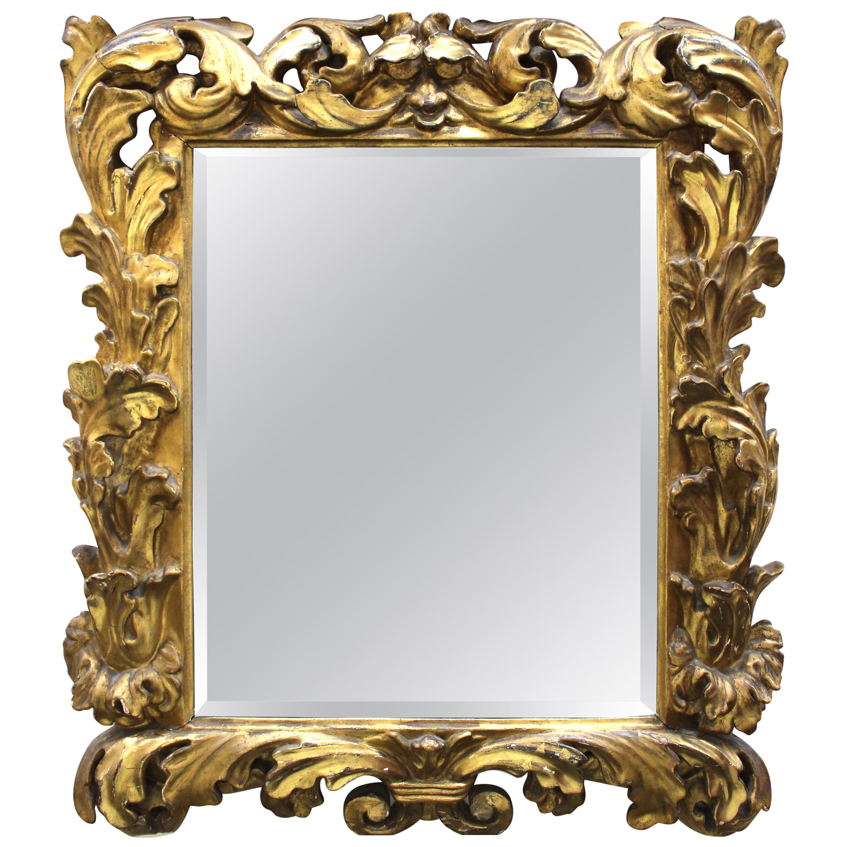 Italian Baroque Sculpted Giltwood Mirror with Acanthus Leaves Decor