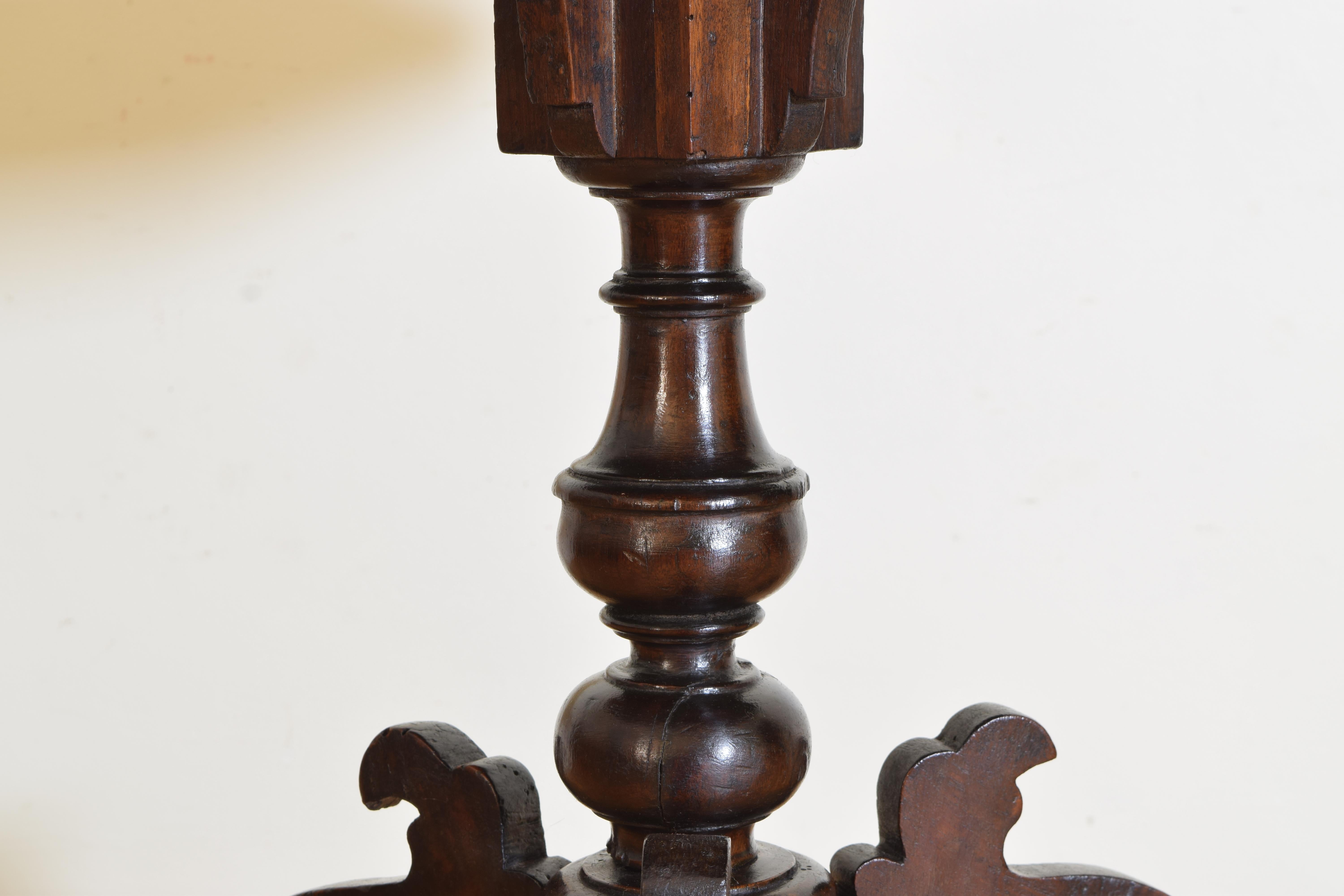 Italian Baroque Shaped & Carved Walnut Octagonal Center Table, Late 17th Century 3