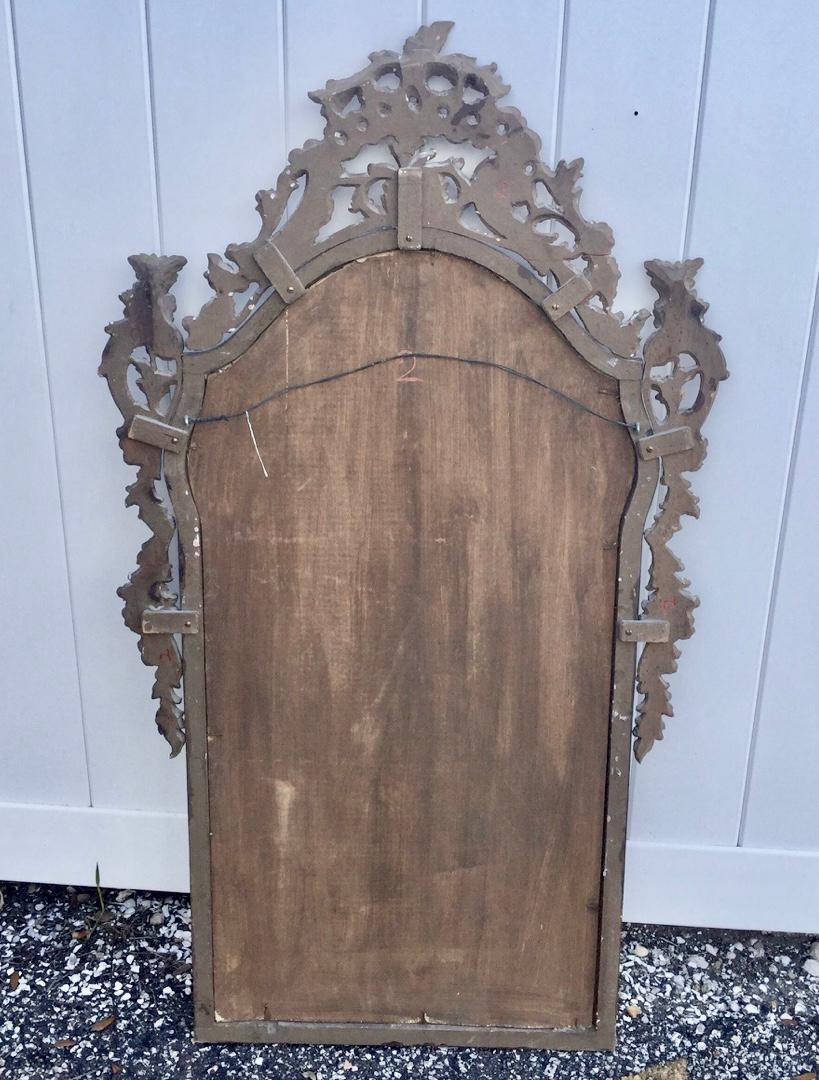 Italian Baroque Stye Giltwood and Ebonized Mirror In Good Condition For Sale In Bradenton, FL