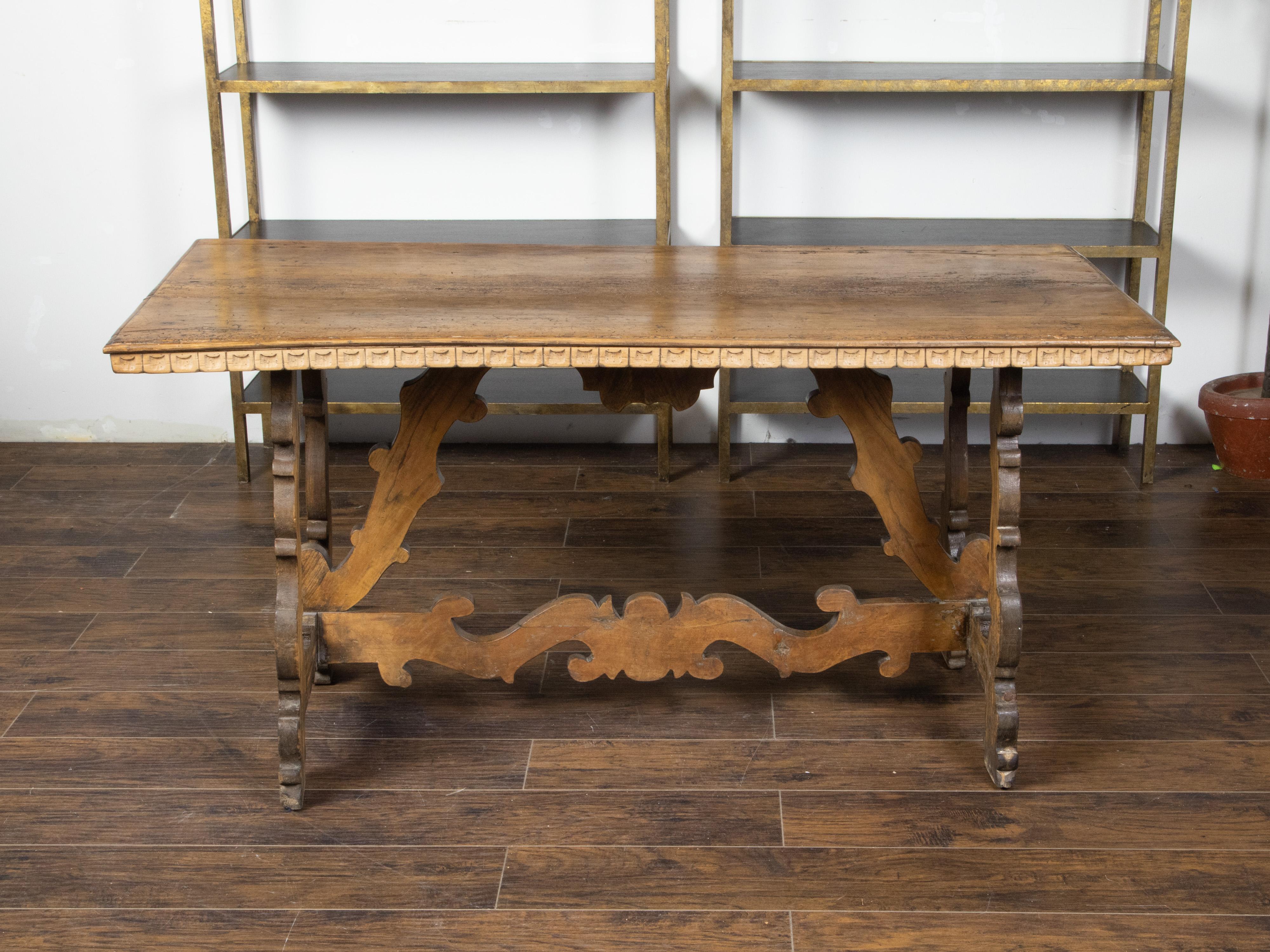 Italian Baroque Style 19th Century Walnut Table with Carved Trestle Base For Sale 5