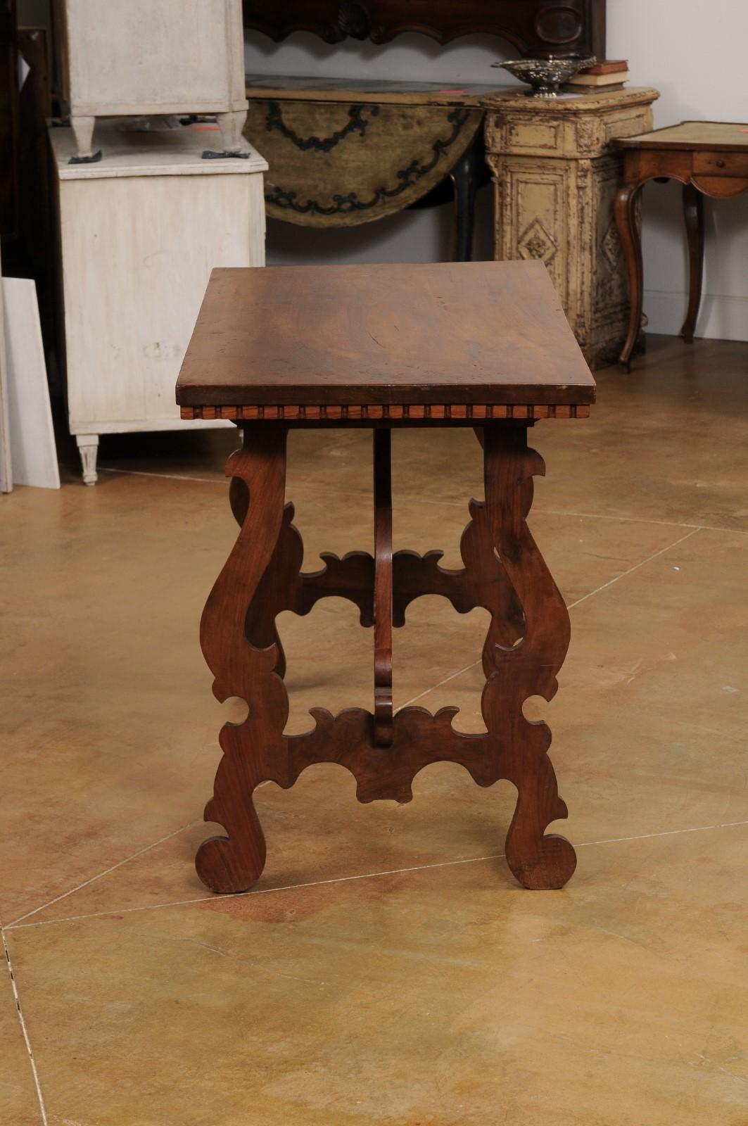 Italian Baroque Style 20th Century Walnut Fratino Table with Lyre Shaped Base For Sale 2