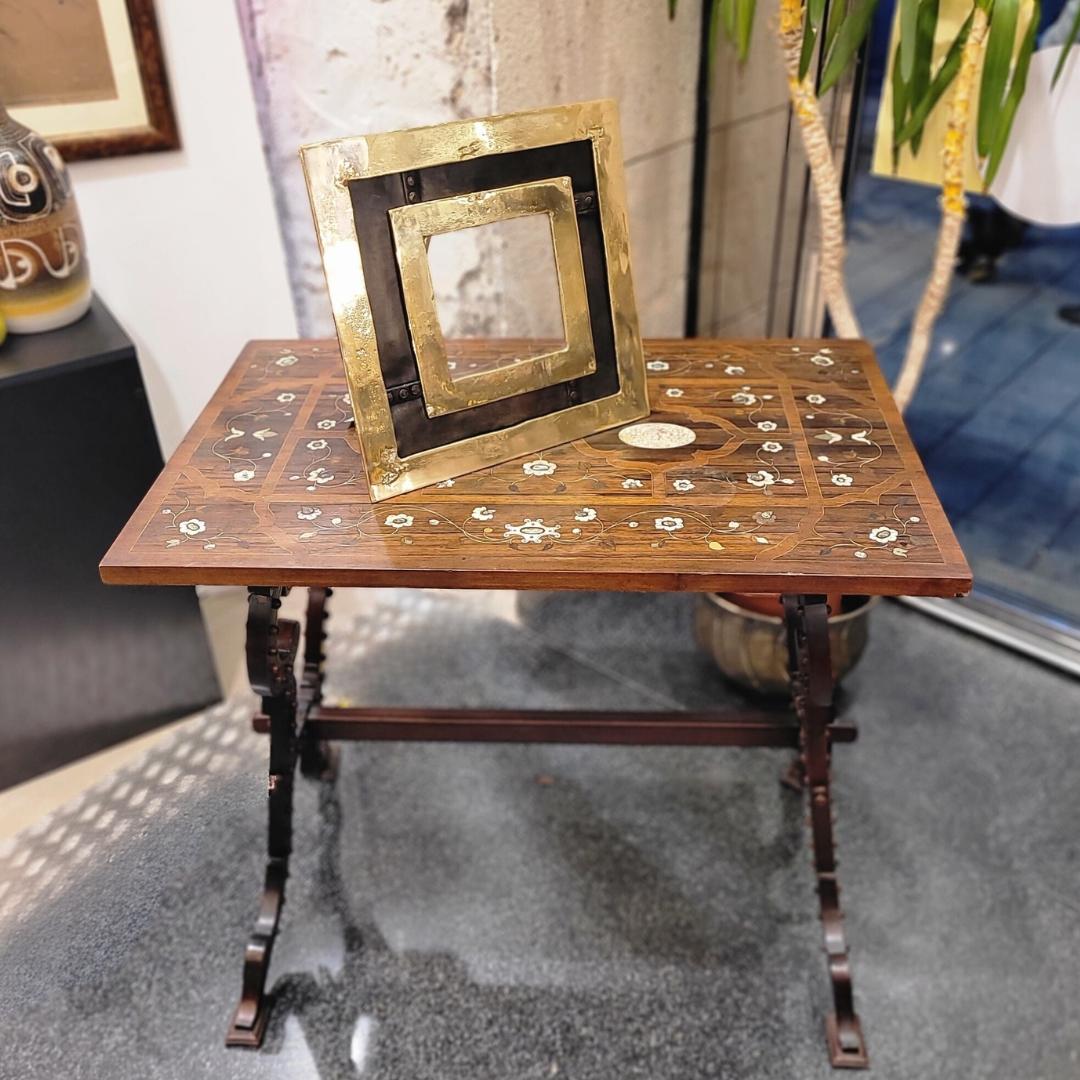 Table d'appoint ou buffet de style baroque italien nacre, os en vente 13