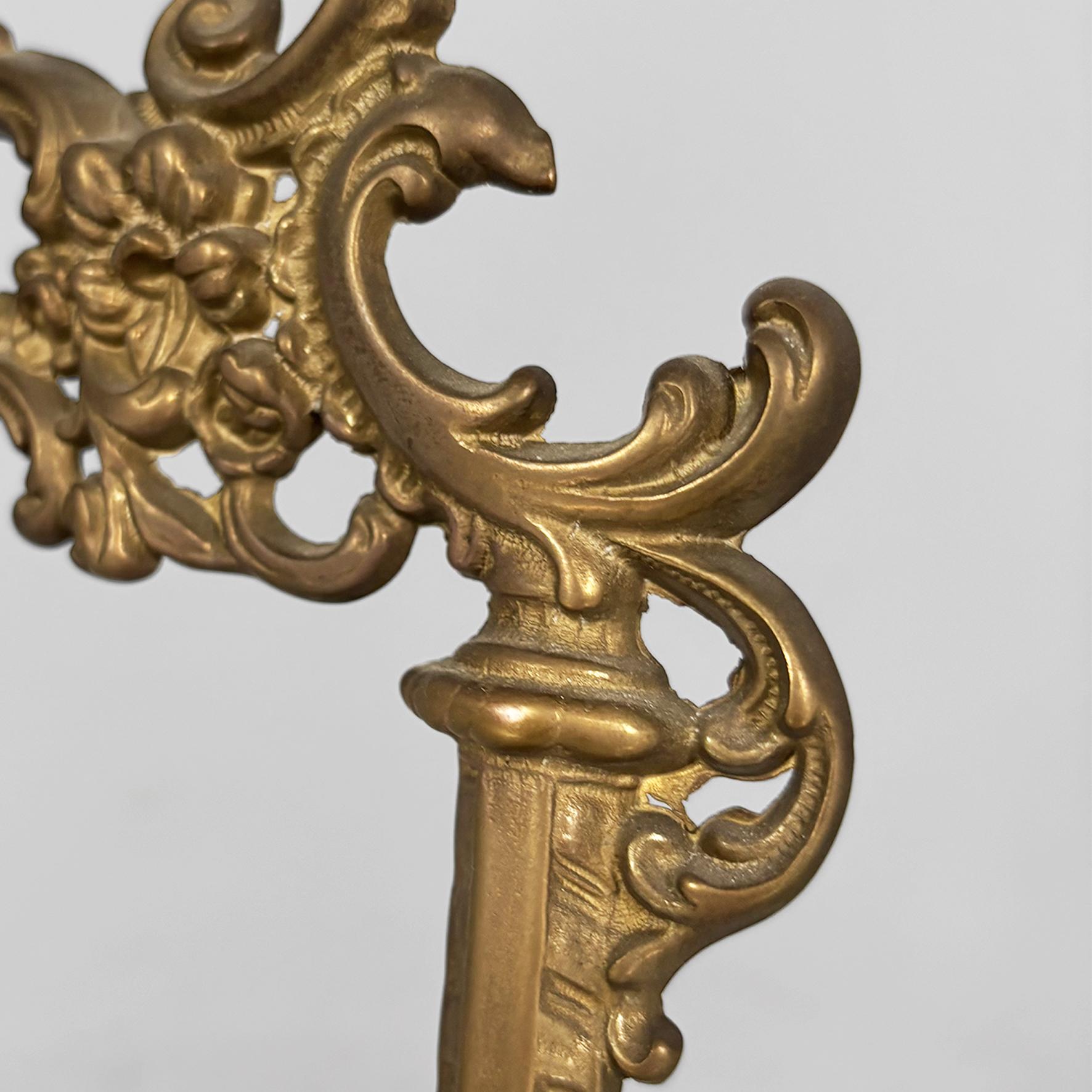 Italienische Bronzetischstaffelei oder Bücherständer im Barockstil, 1950er Jahre im Angebot 7