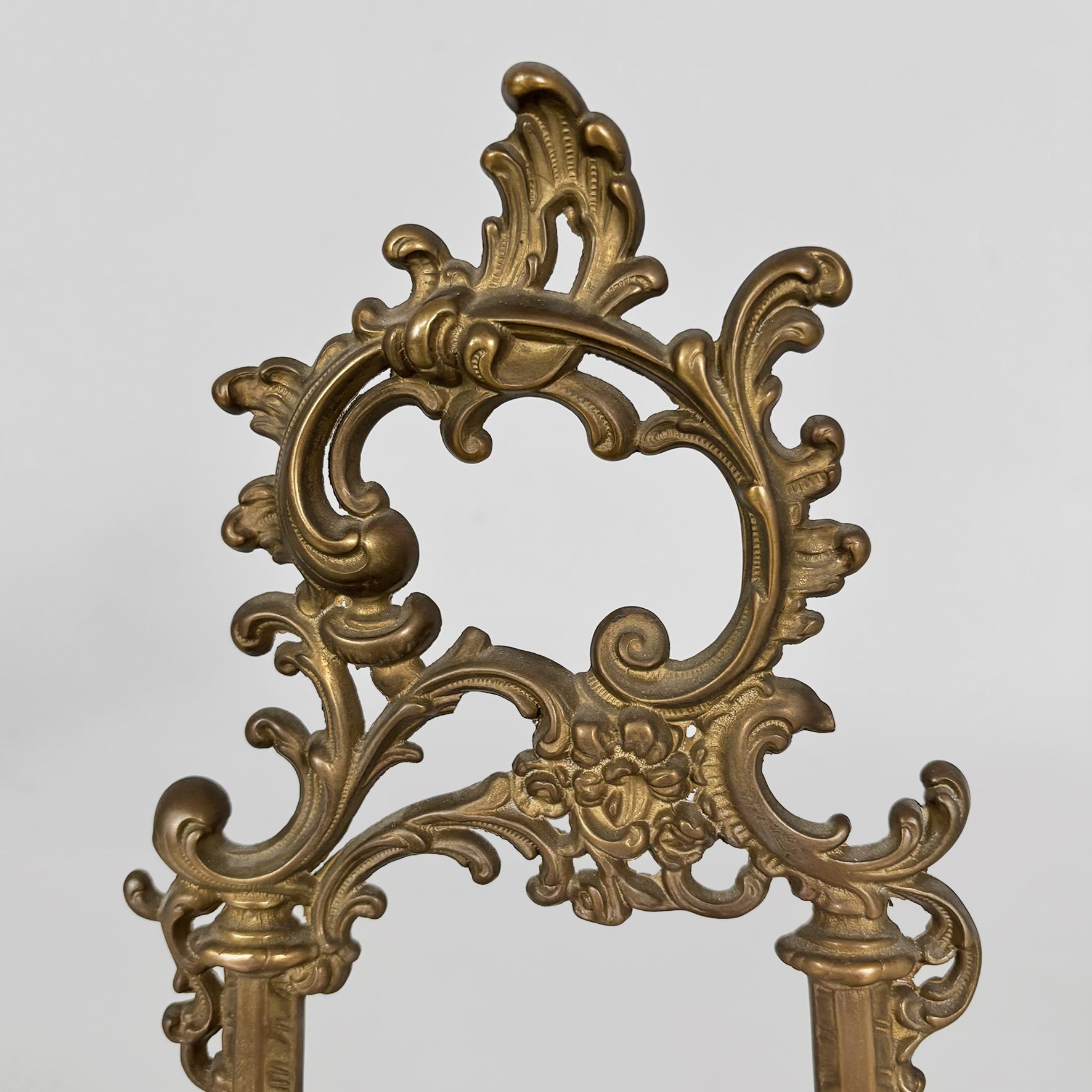 Italienische Bronzetischstaffelei oder Bücherständer im Barockstil, 1950er Jahre im Angebot 3
