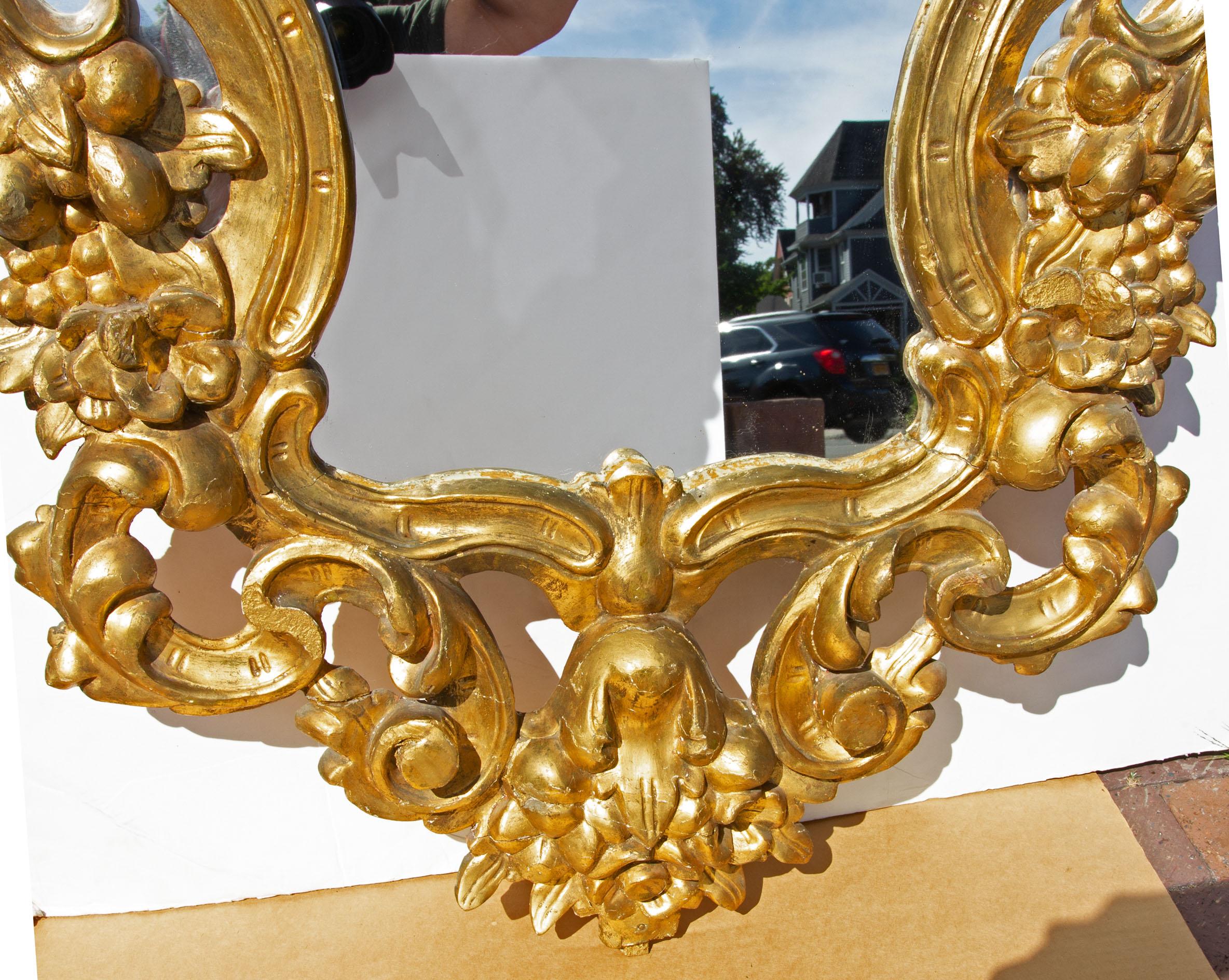Italian Baroque Style Carved Gilt Mirror, 19th Century In Good Condition For Sale In Rochester, NY