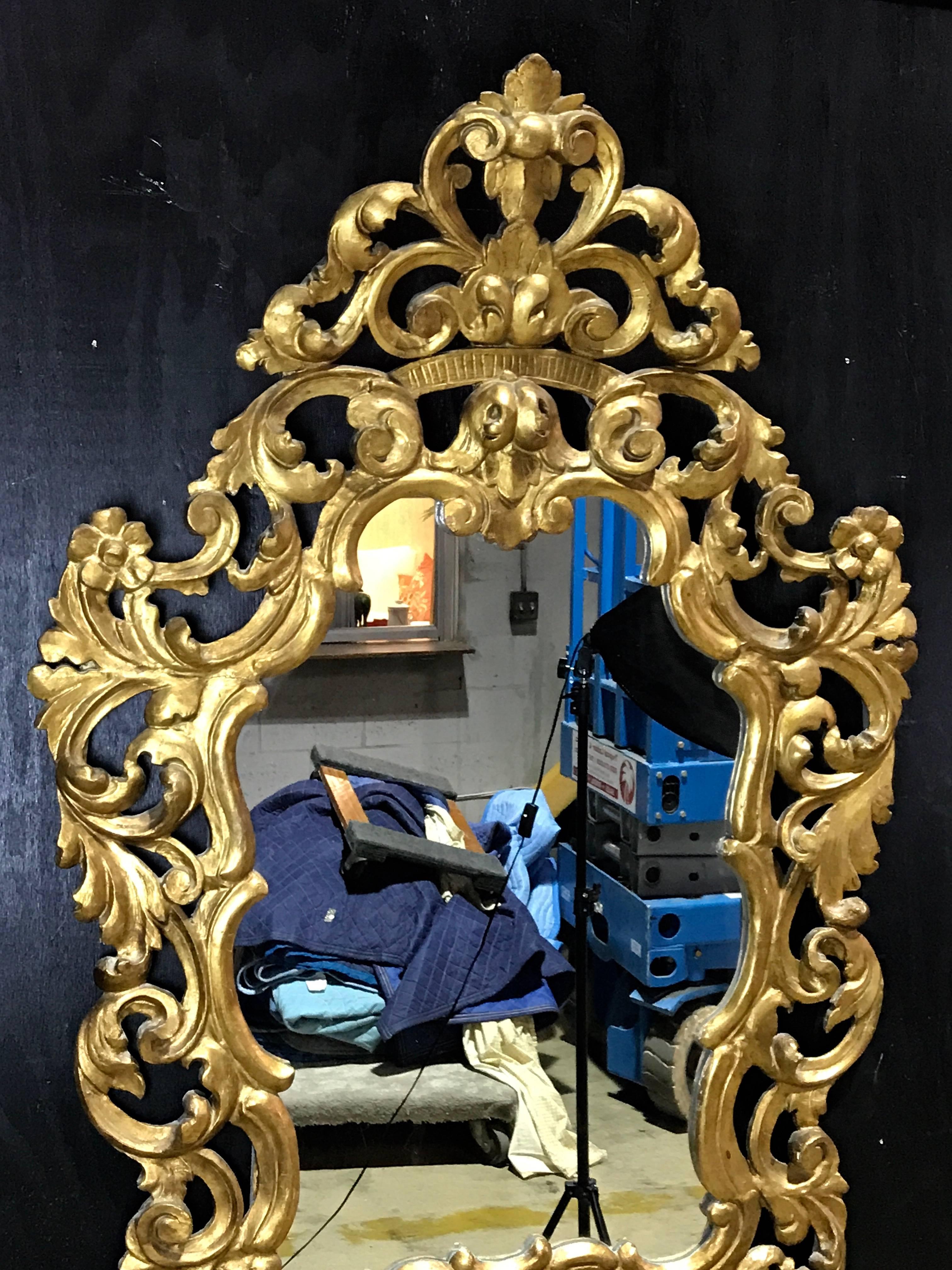 Carved Italian Baroque Style Giltwood Mirror
