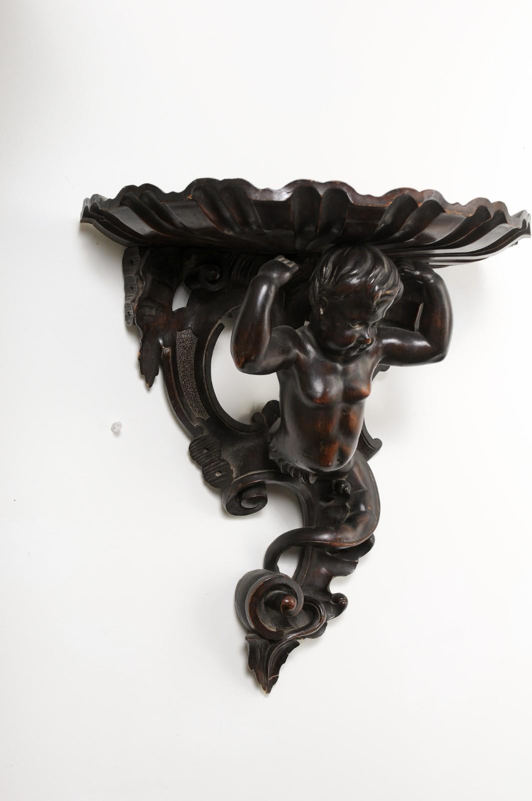 Italian Baroque Style Late 19th Century Fruitwood Wall Bracket with Carved Putto For Sale 4