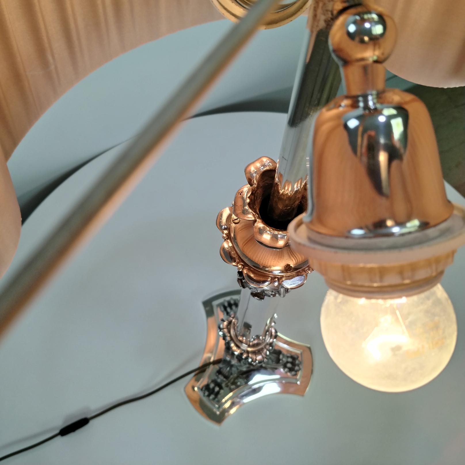 Italian Baroque-style solid 800 silver lamp featuring a mythological figure in vendita 7