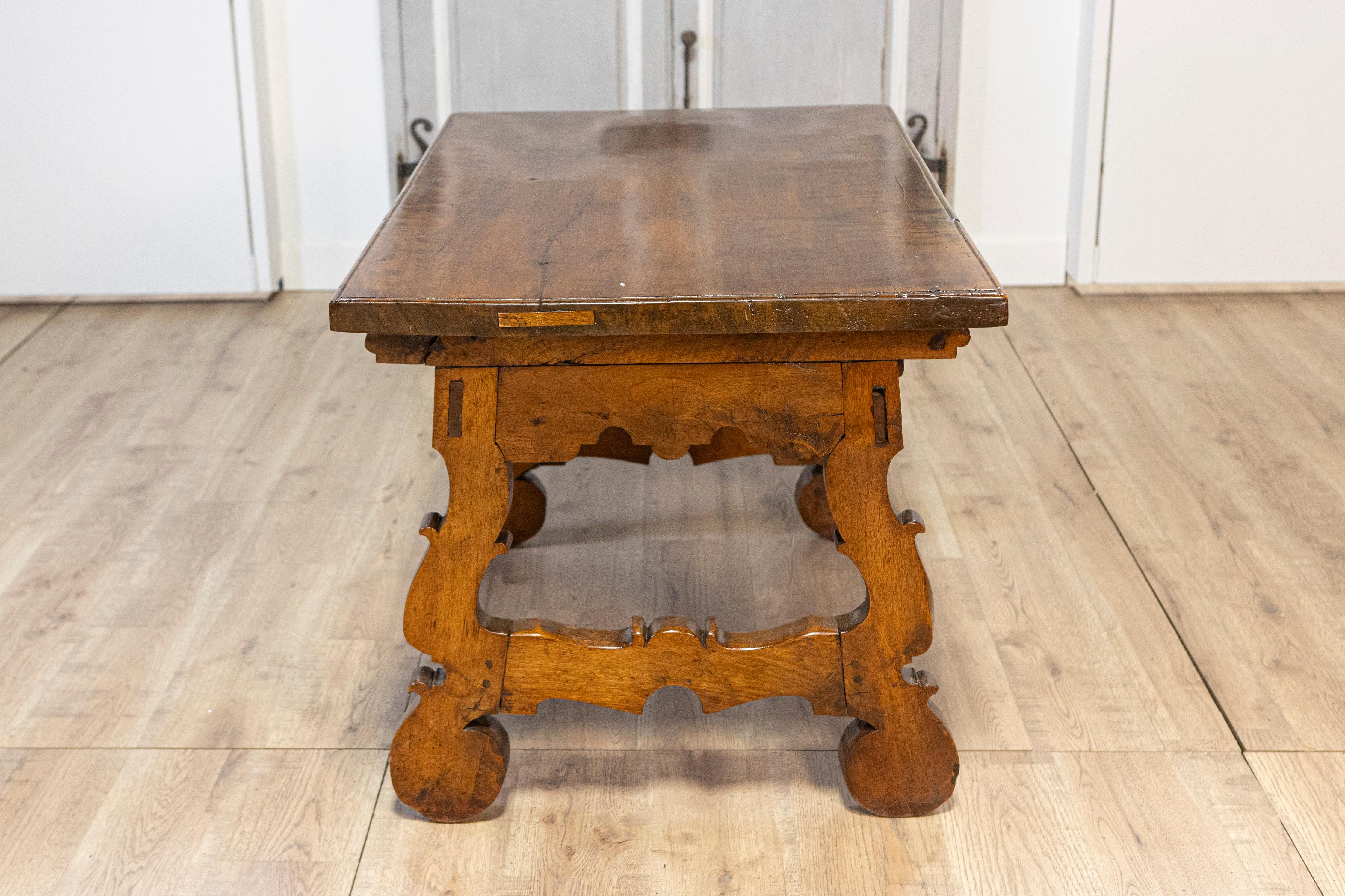 Italian Baroque Style Walnut 19th Century Fratino Table with Carved Lyre Base For Sale 2